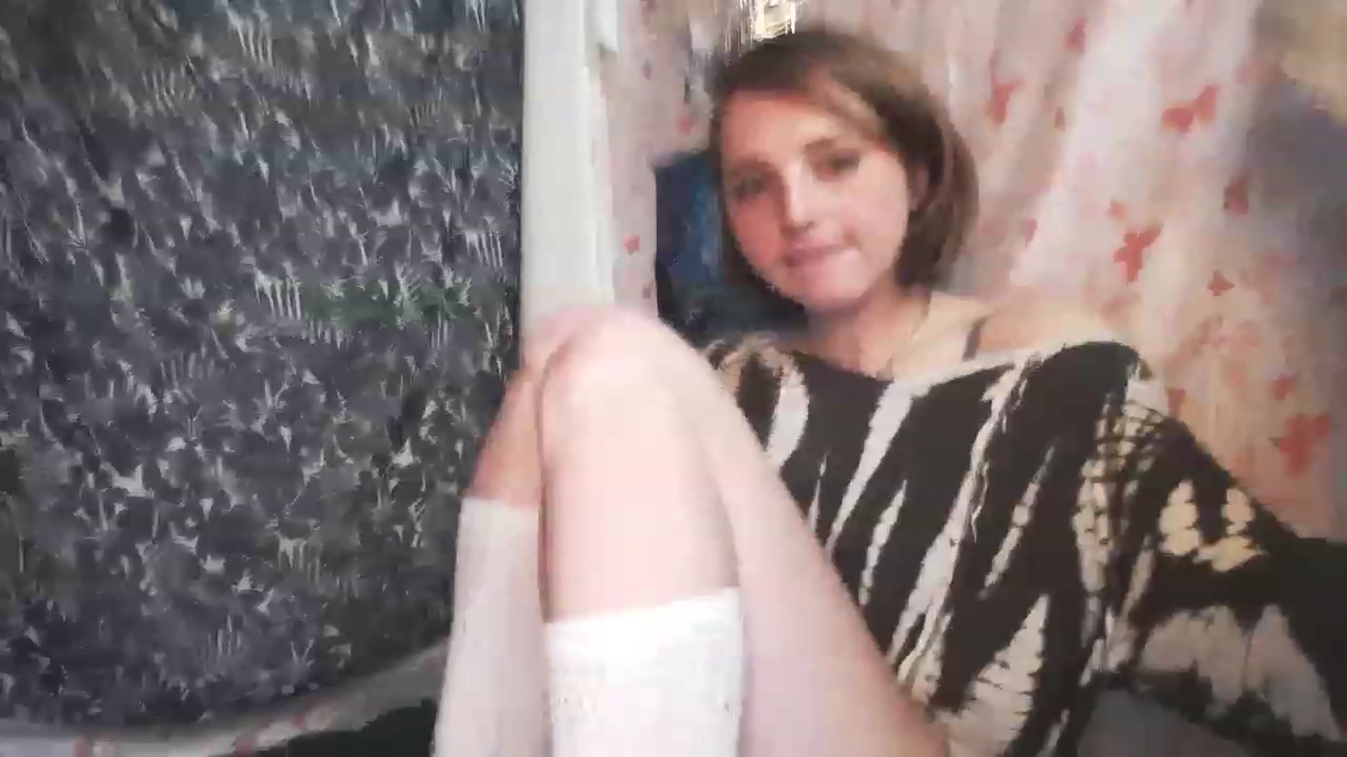 Gallery image thumbnail from kirbyfae's myfreecams stream on, 06/24/2023, 09:27 image 16 of 20