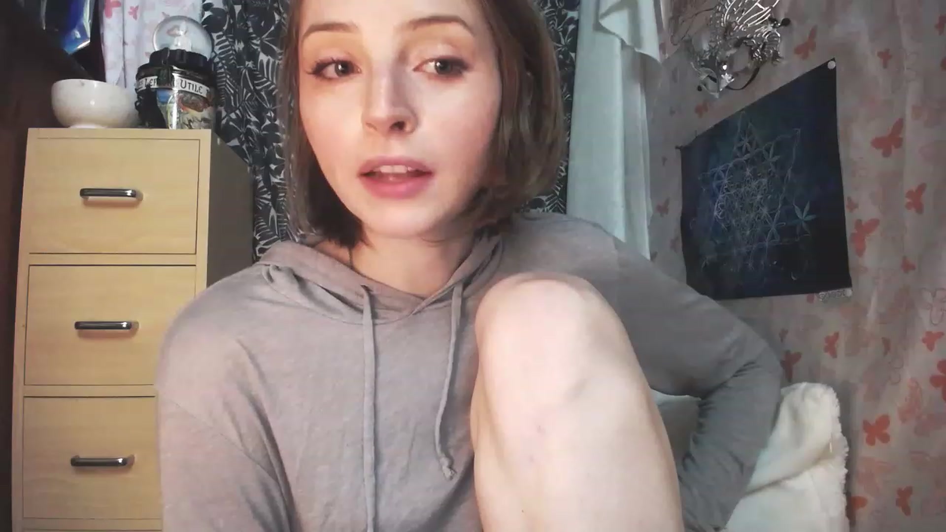 Gallery image thumbnail from kirbyfae's myfreecams stream on, 06/25/2023, 09:39 image 19 of 20