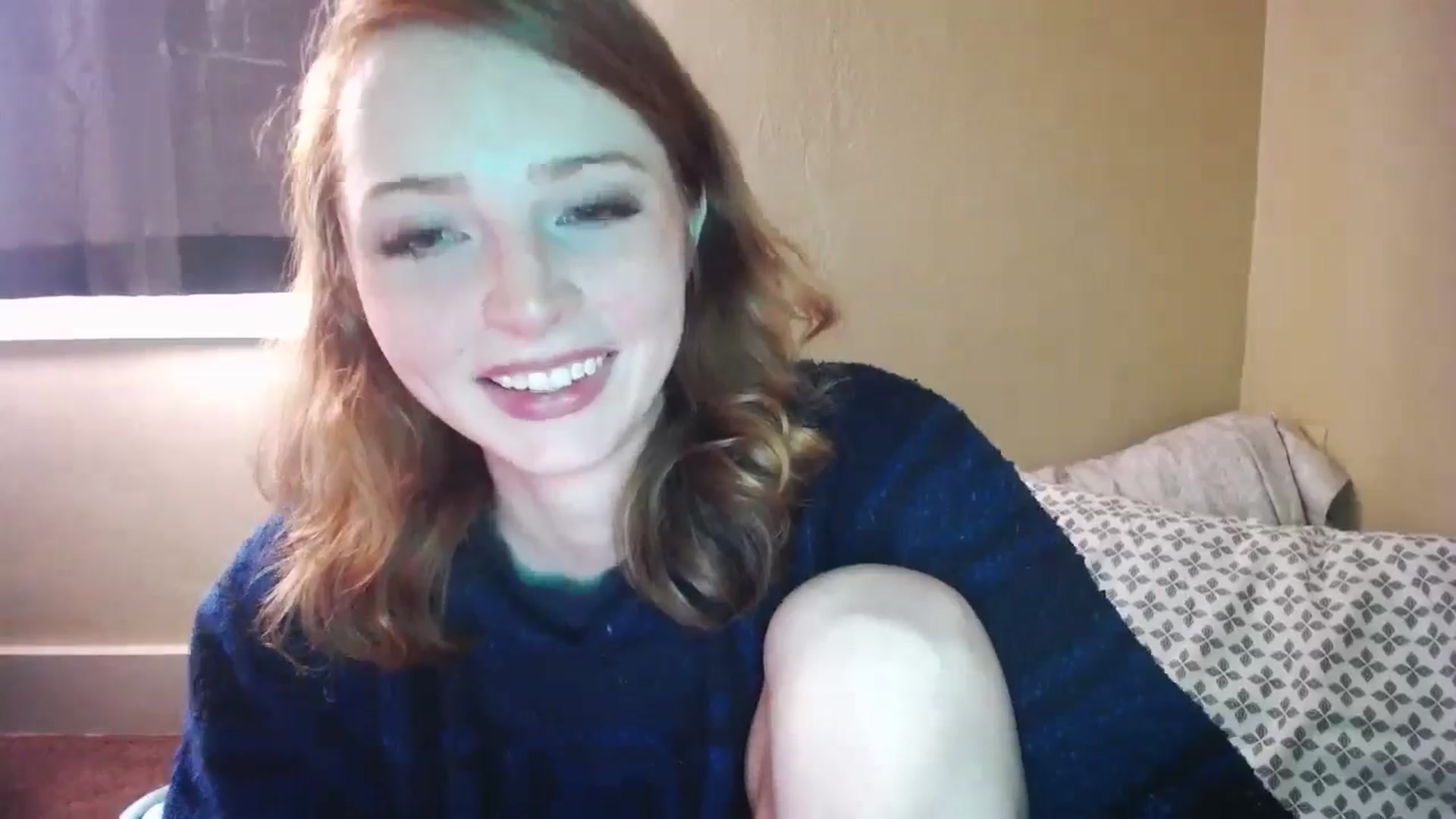Gallery image thumbnail from kirbyfae's myfreecams stream on, 04/27/2024, 17:51 image 9 of 20