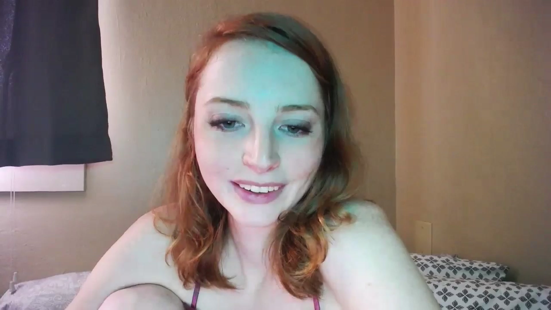 Gallery image thumbnail from kirbyfae's myfreecams stream on, 04/27/2024, 20:17 image 11 of 20