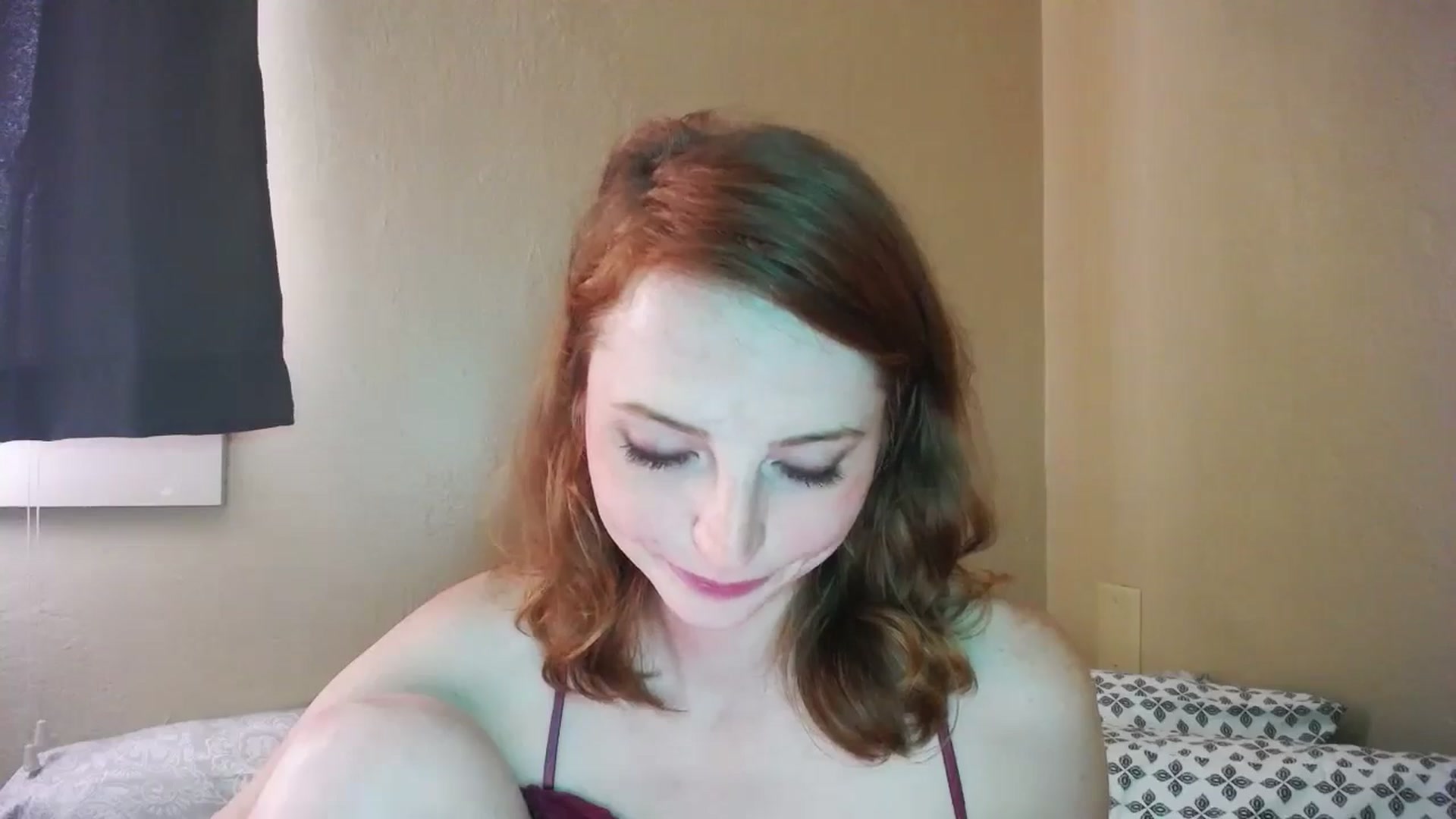 Gallery image thumbnail from kirbyfae's myfreecams stream on, 04/27/2024, 20:17 image 20 of 20