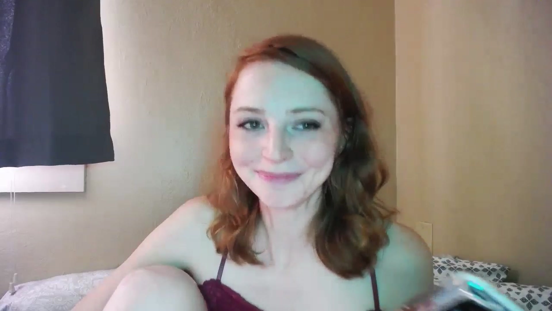 Gallery image thumbnail from kirbyfae's myfreecams stream on, 04/27/2024, 20:17 image 18 of 20