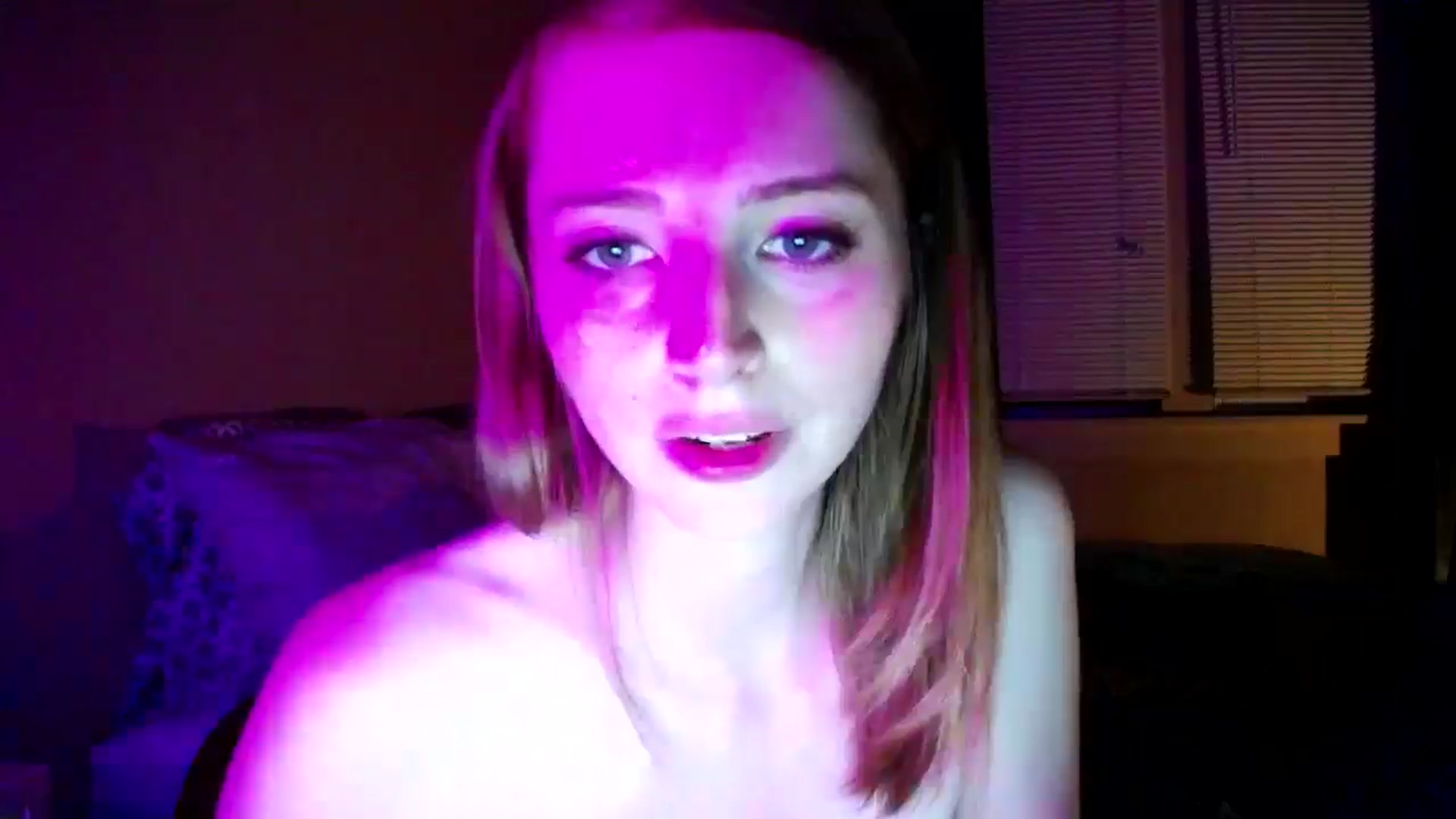 Gallery image thumbnail from kirbyfae's myfreecams stream on, 05/29/2024, 05:06 image 9 of 20