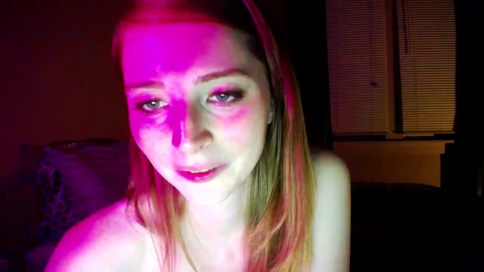 Gallery image thumbnail from kirbyfae's myfreecams stream on, 05/29/2024, 05:06 image 15 of 20