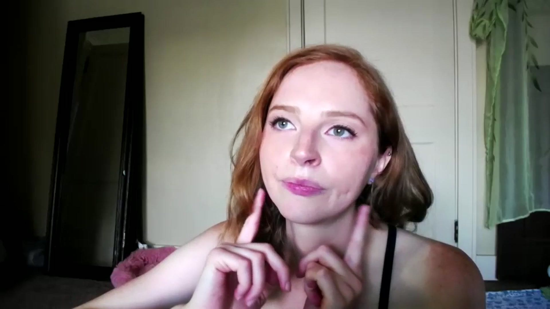 Gallery image thumbnail from kirbyfae's myfreecams stream on, 06/16/2024, 20:16 image 5 of 20
