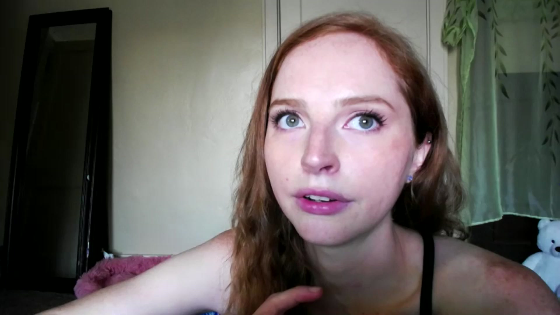 Gallery image thumbnail from kirbyfae's myfreecams stream on, 06/16/2024, 20:16 image 7 of 20