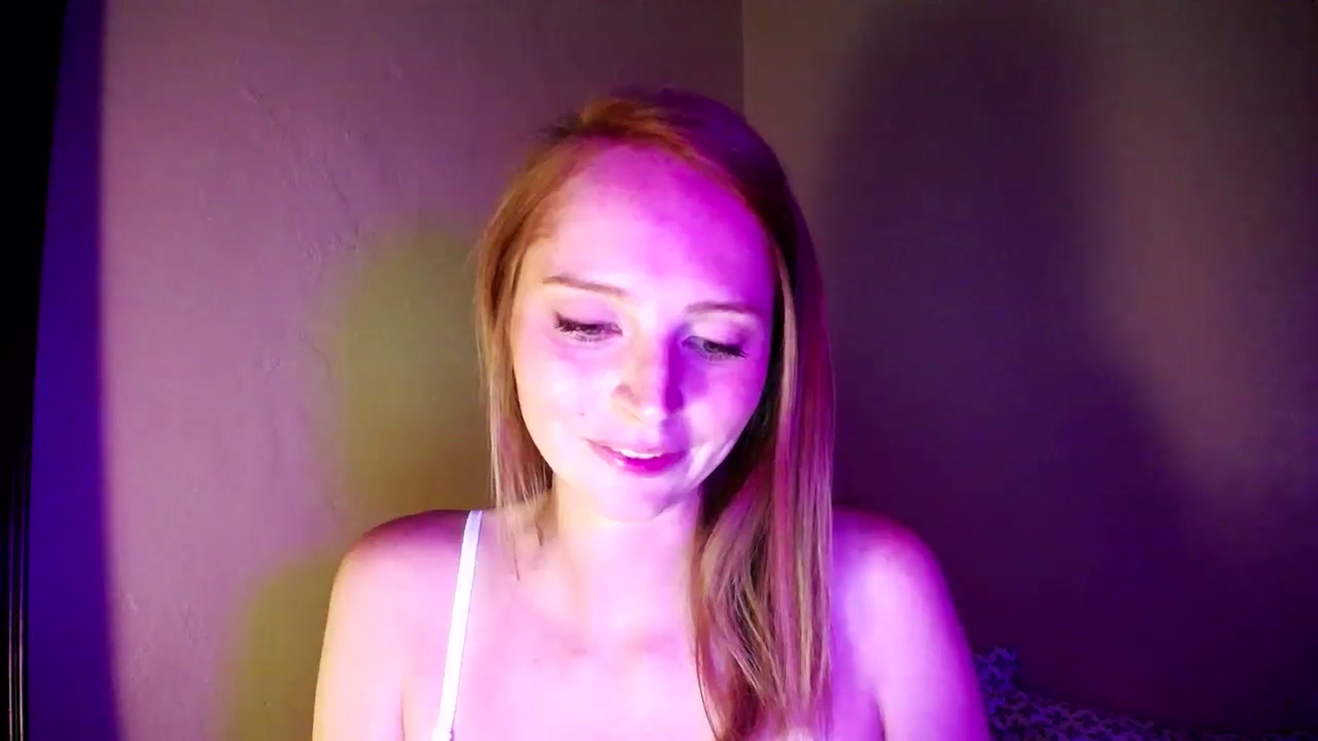 Gallery image thumbnail from kirbyfae's myfreecams stream on, 07/02/2024, 07:32 image 12 of 20