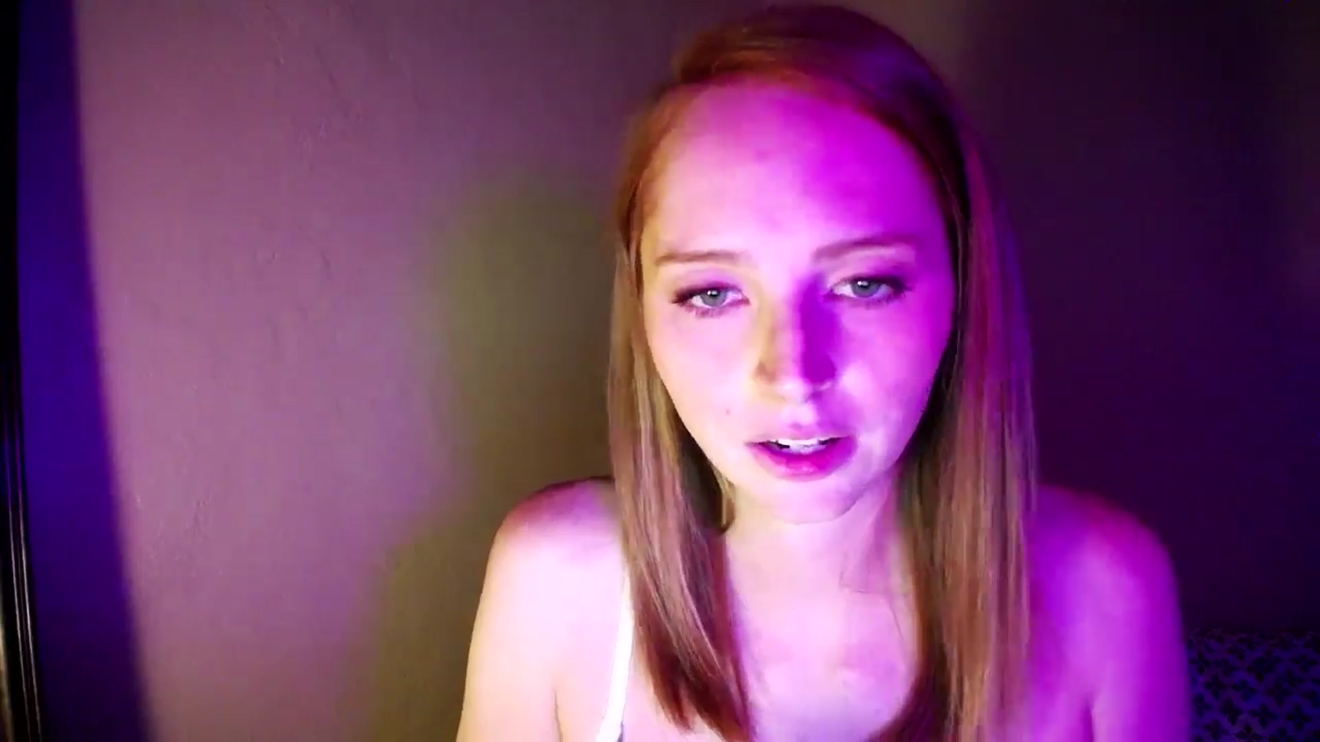 Gallery image thumbnail from kirbyfae's myfreecams stream on, 07/02/2024, 07:32 image 11 of 20