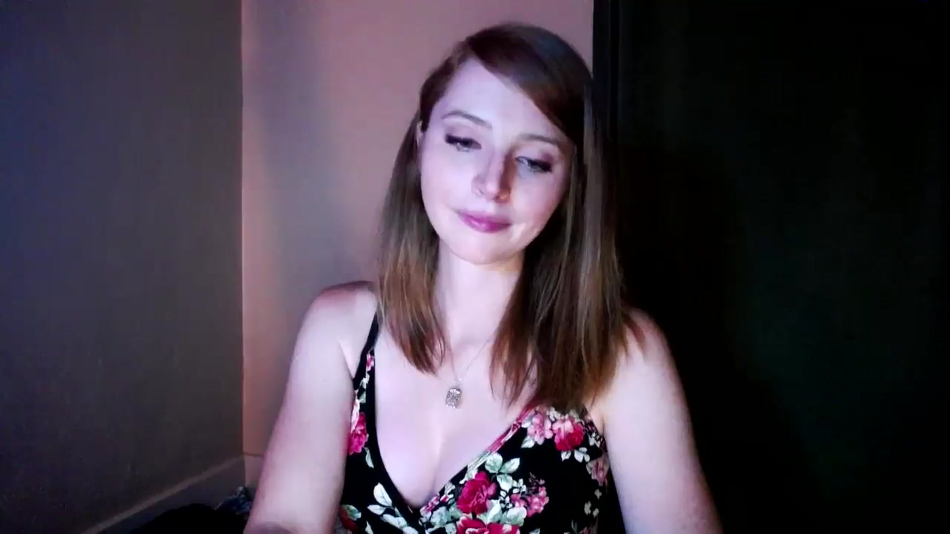 Gallery image thumbnail from kirbyfae's myfreecams stream on, 07/11/2024, 06:26 image 11 of 20