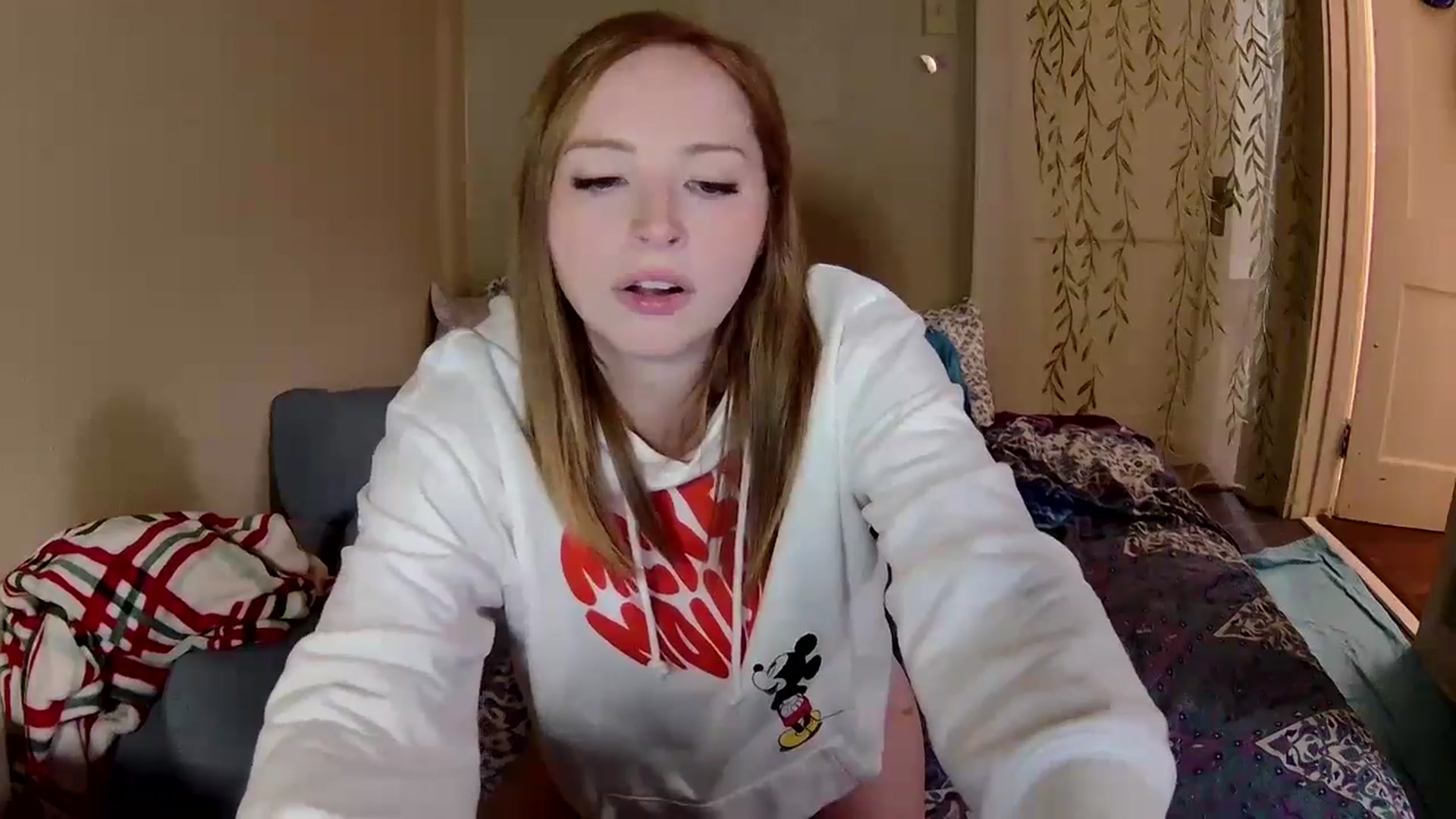 Gallery image thumbnail from kirbyfae's myfreecams stream on, 08/13/2024, 05:30 image 12 of 20