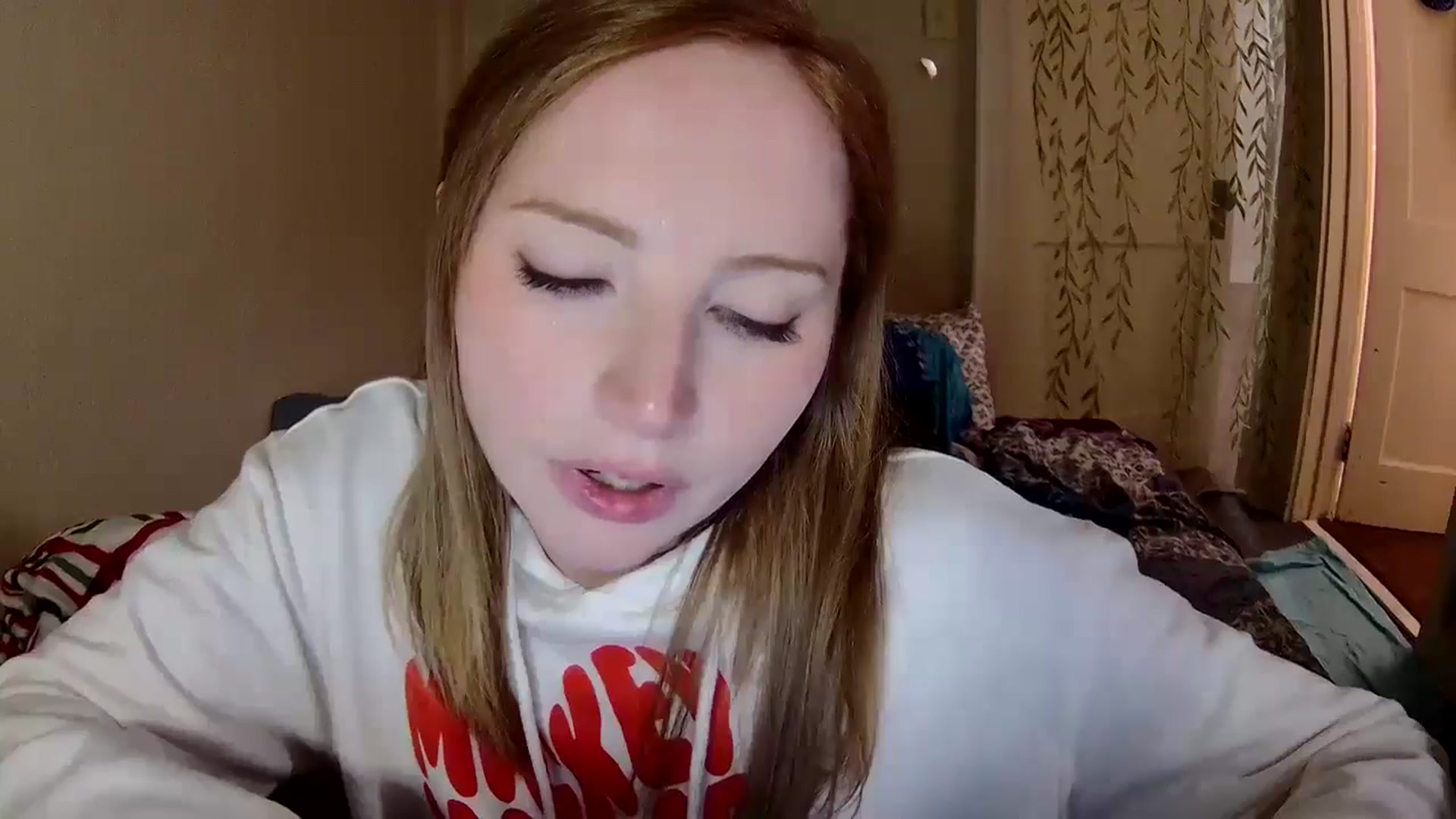 Gallery image thumbnail from kirbyfae's myfreecams stream on, 08/13/2024, 05:30 image 11 of 20