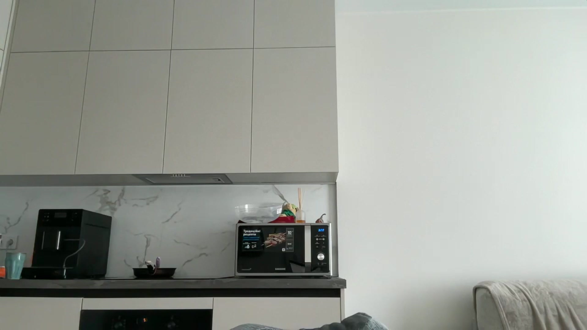 Gallery image thumbnail from kissfreeze's myfreecams stream on, 04/09/2025, 07:58 image 17 of 20
