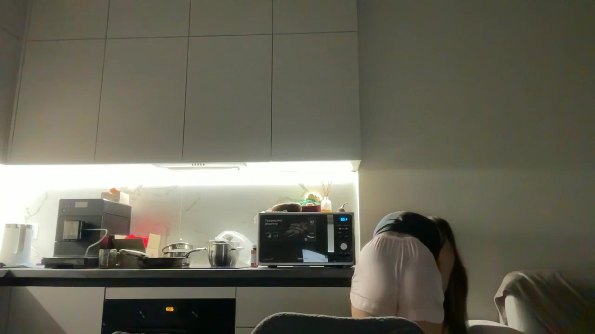 Gallery image thumbnail from kissfreeze's myfreecams stream on, 04/27/2025, 19:24 image 7 of 20
