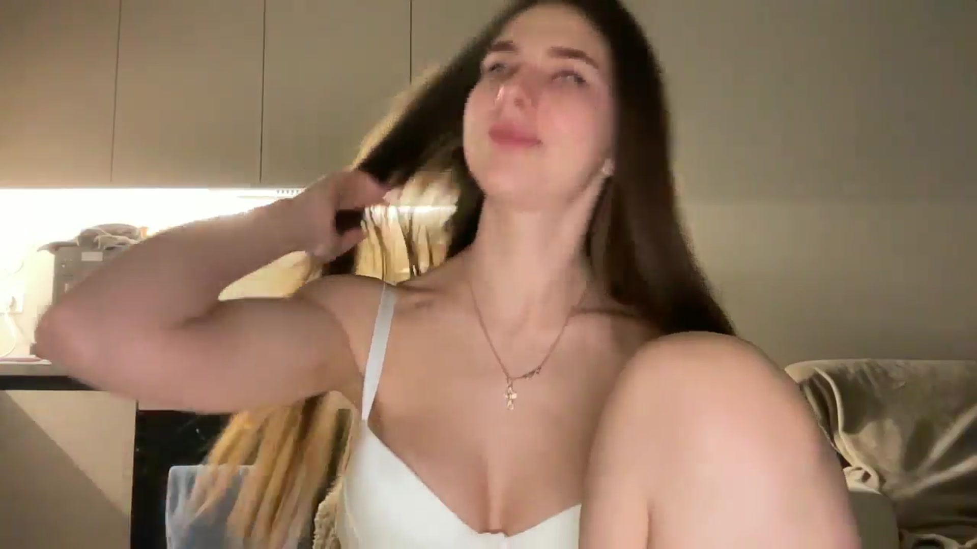 Gallery image thumbnail from kissfreeze's myfreecams stream on, 05/12/2025, 22:37 image 12 of 20
