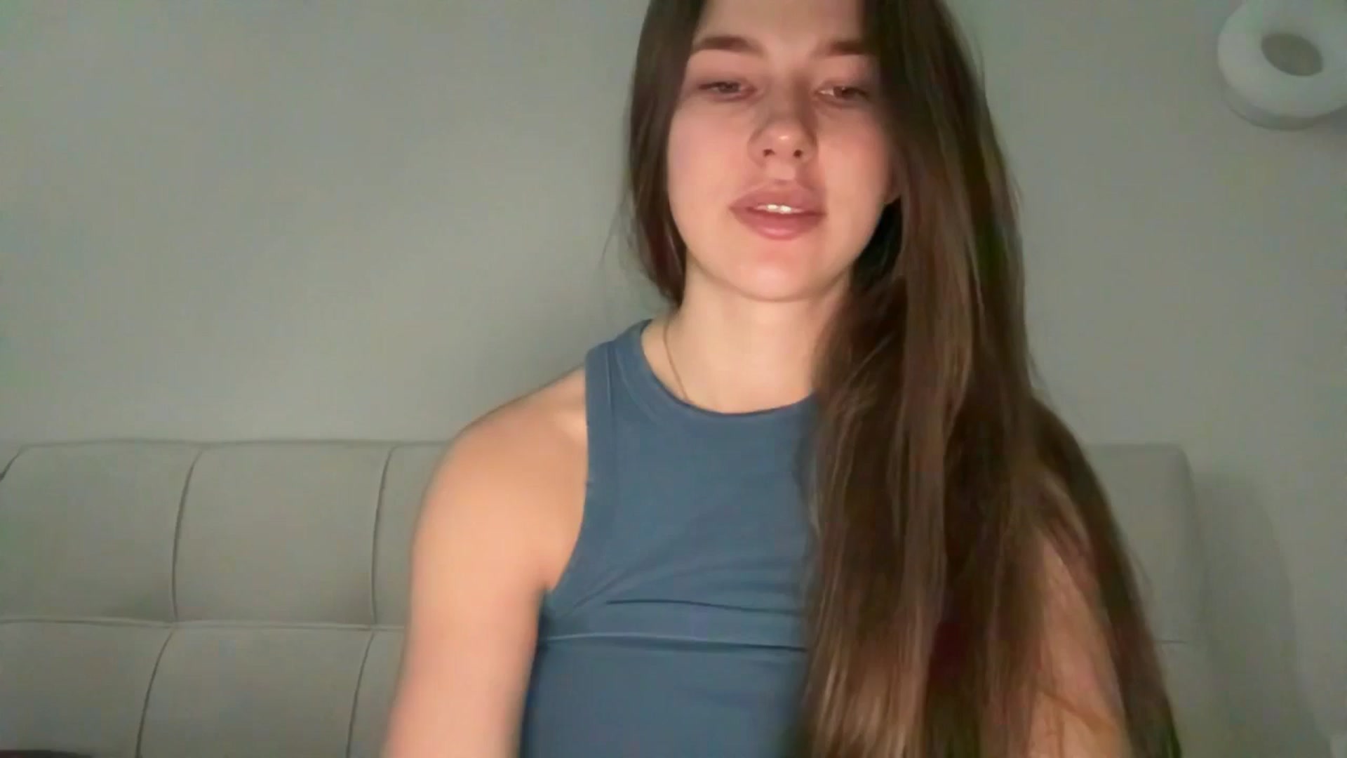 Gallery image thumbnail from kissfreeze's myfreecams stream on, 06/29/2025, 06:20 image 15 of 20