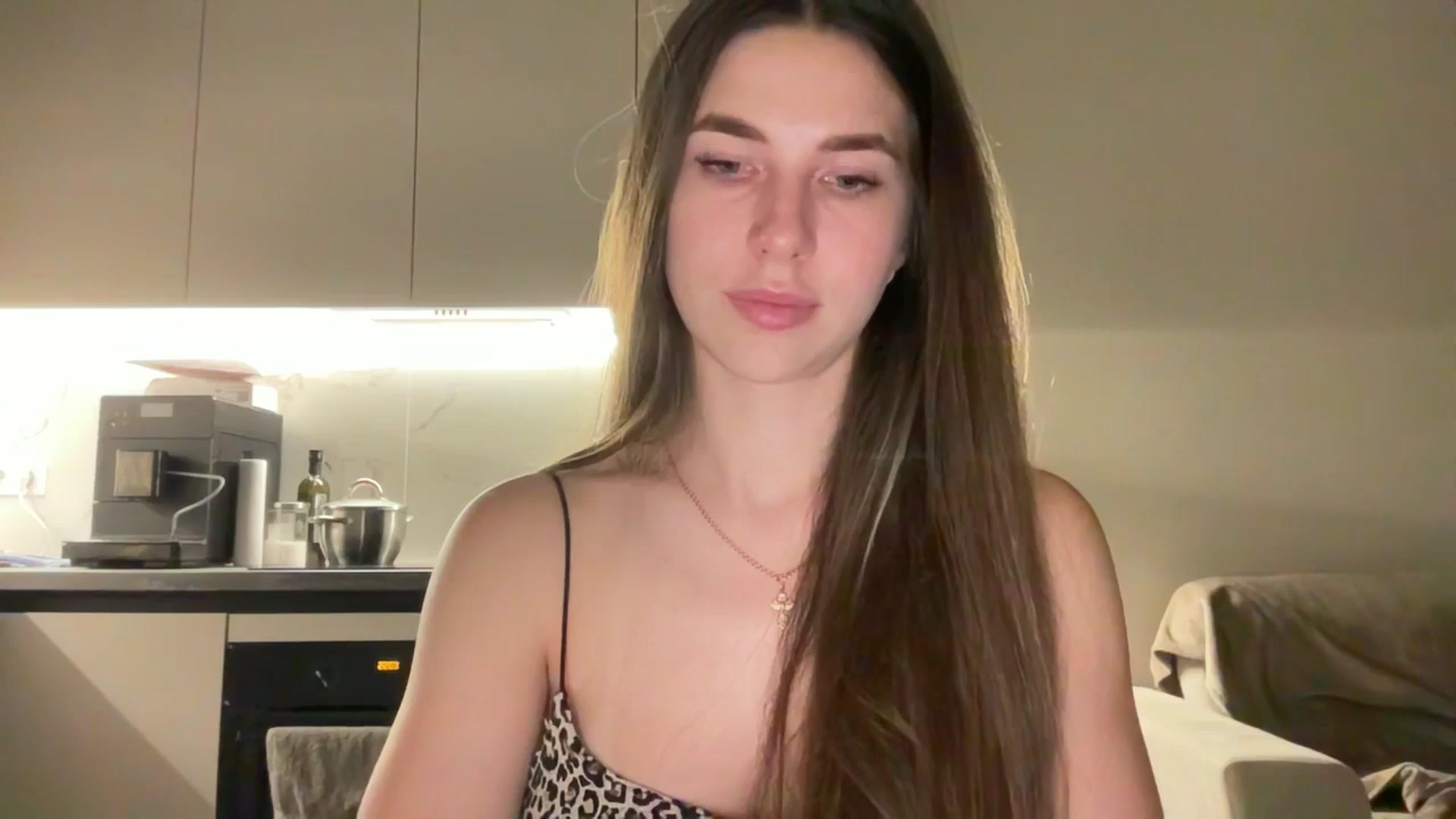 Gallery image thumbnail from kissfreeze's myfreecams stream on, 07/12/2025, 21:38 image 16 of 20