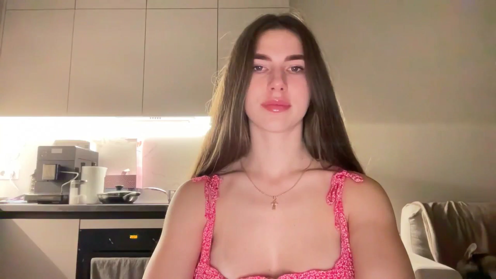 Gallery image thumbnail from kissfreeze's myfreecams stream on, 07/24/2025, 22:48 image 2 of 20