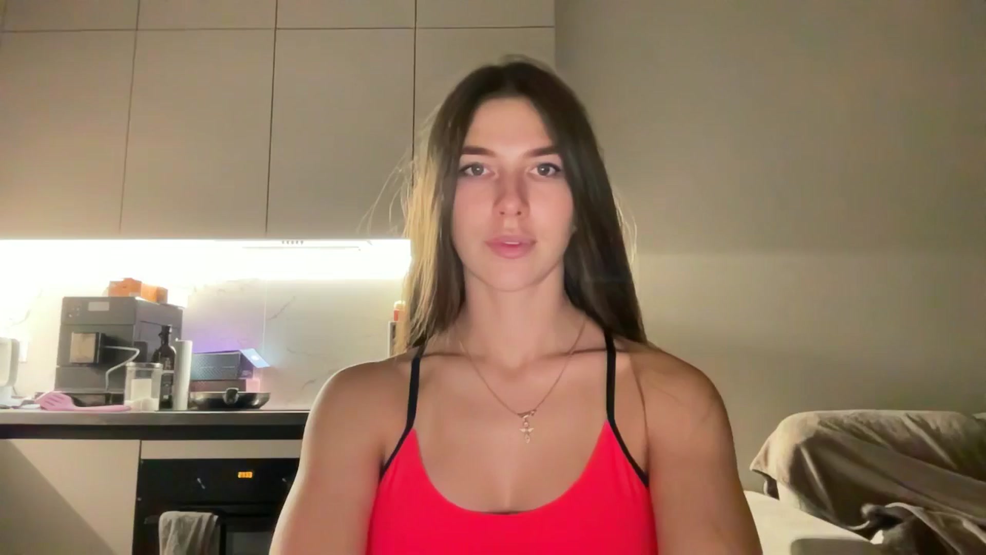 Gallery image thumbnail from kissfreeze's myfreecams stream on, 09/04/2025, 23:09 image 1 of 20