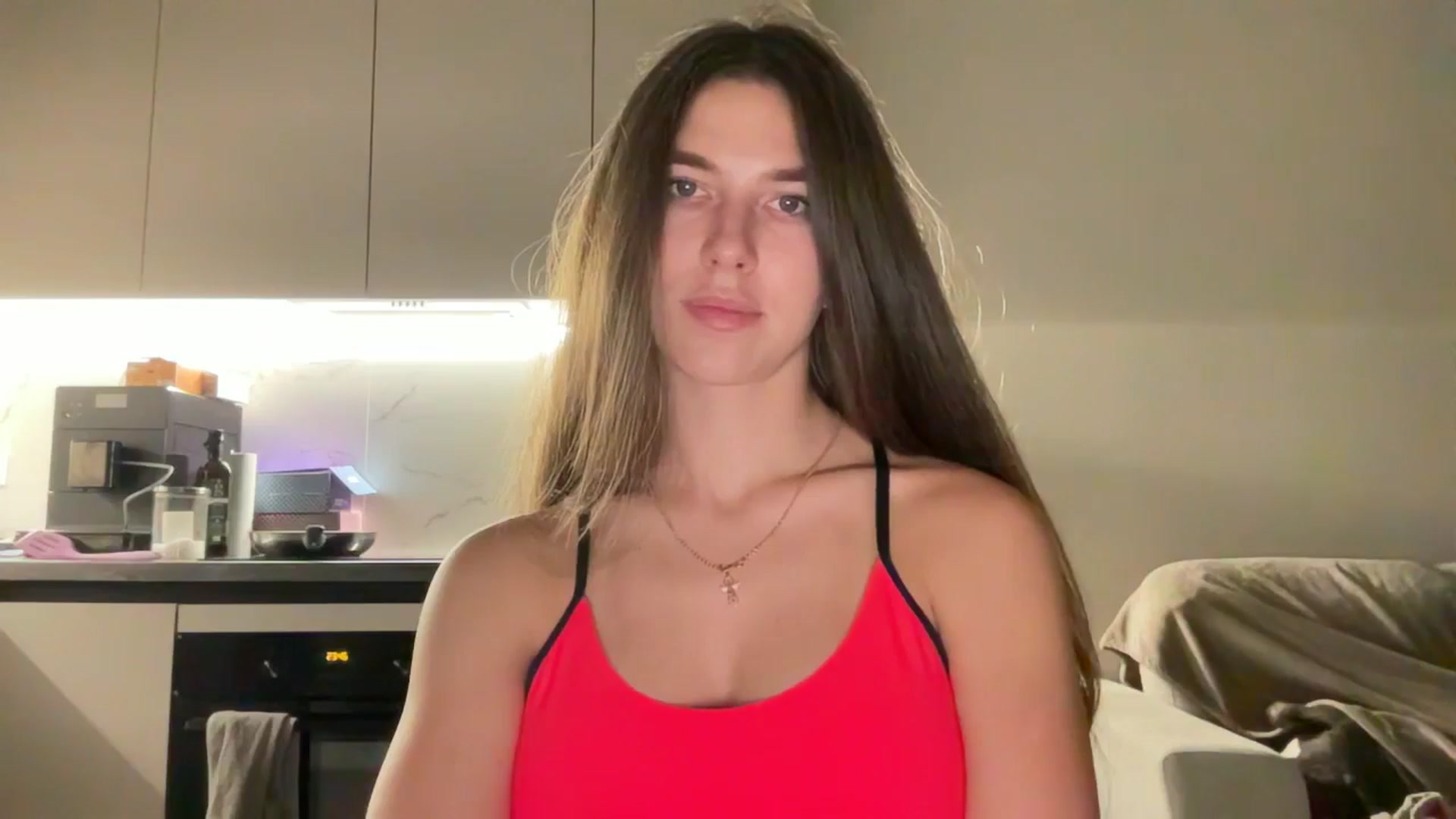 Gallery image thumbnail from kissfreeze's myfreecams stream on, 09/04/2025, 23:09 image 13 of 20