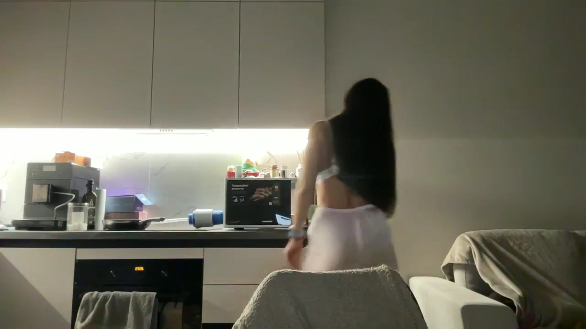 Gallery image thumbnail from kissfreeze's myfreecams stream on, 09/05/2025, 23:22 image 10 of 20