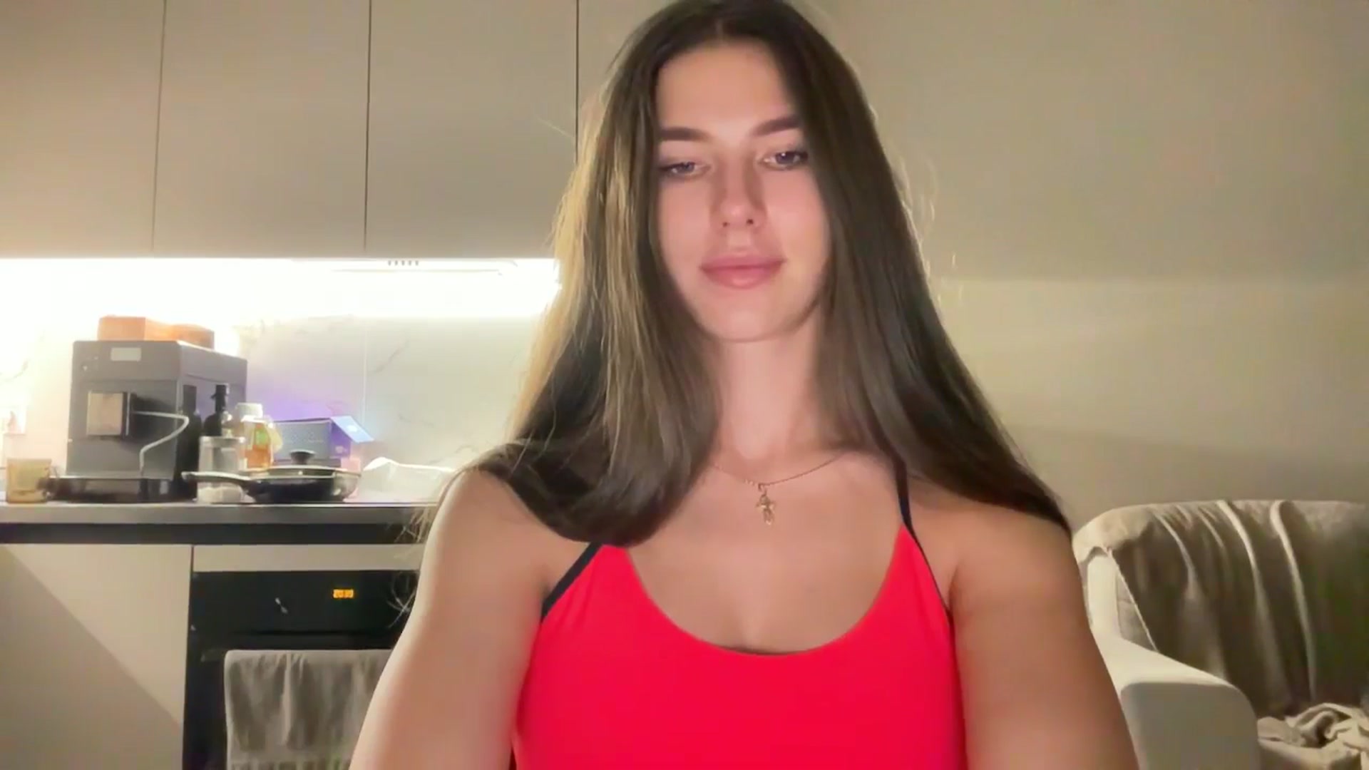 Gallery image thumbnail from kissfreeze's myfreecams stream on, 09/08/2025, 19:55 image 19 of 20