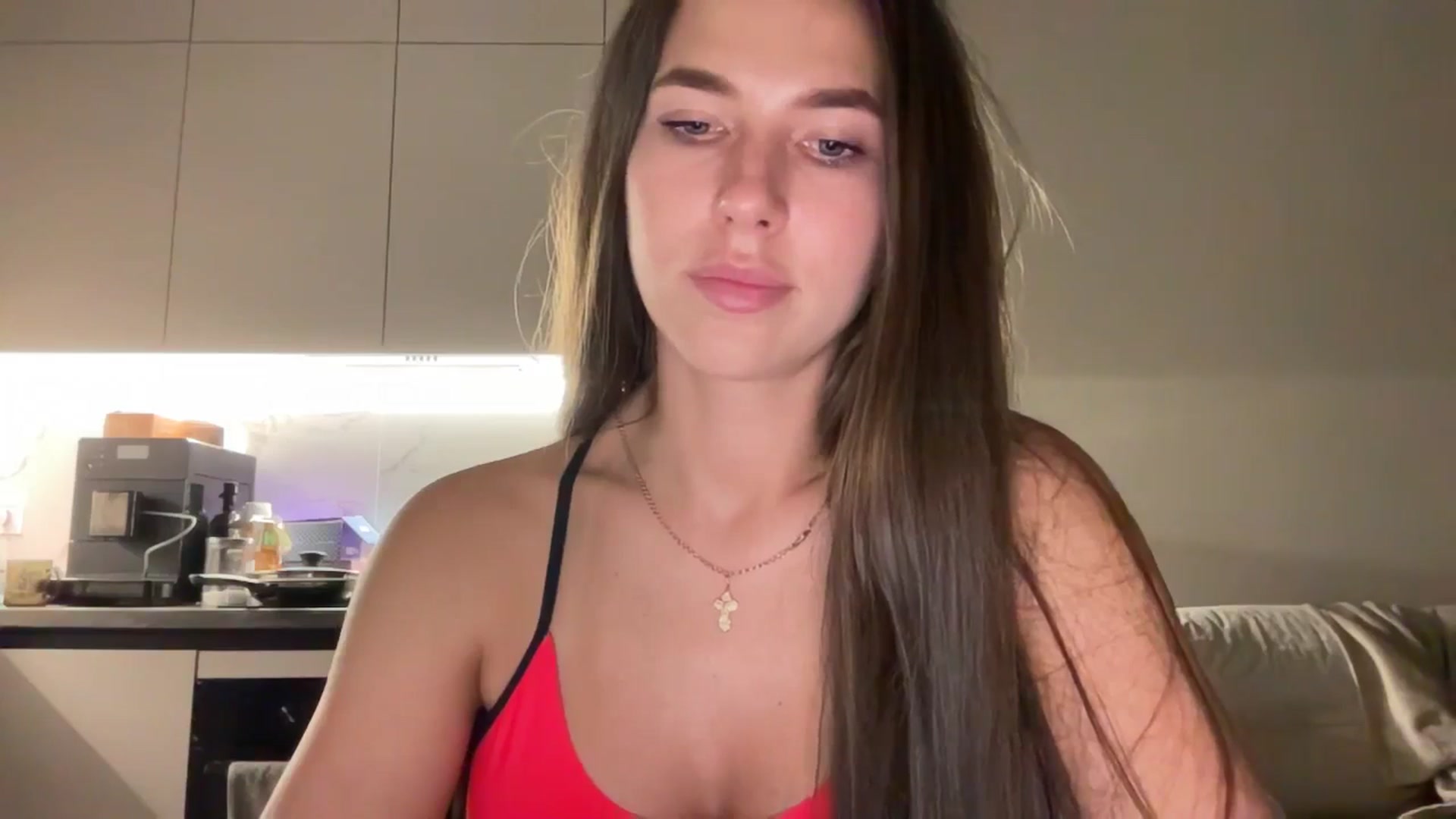 Gallery image thumbnail from kissfreeze's myfreecams stream on, 09/08/2025, 23:03 image 7 of 20