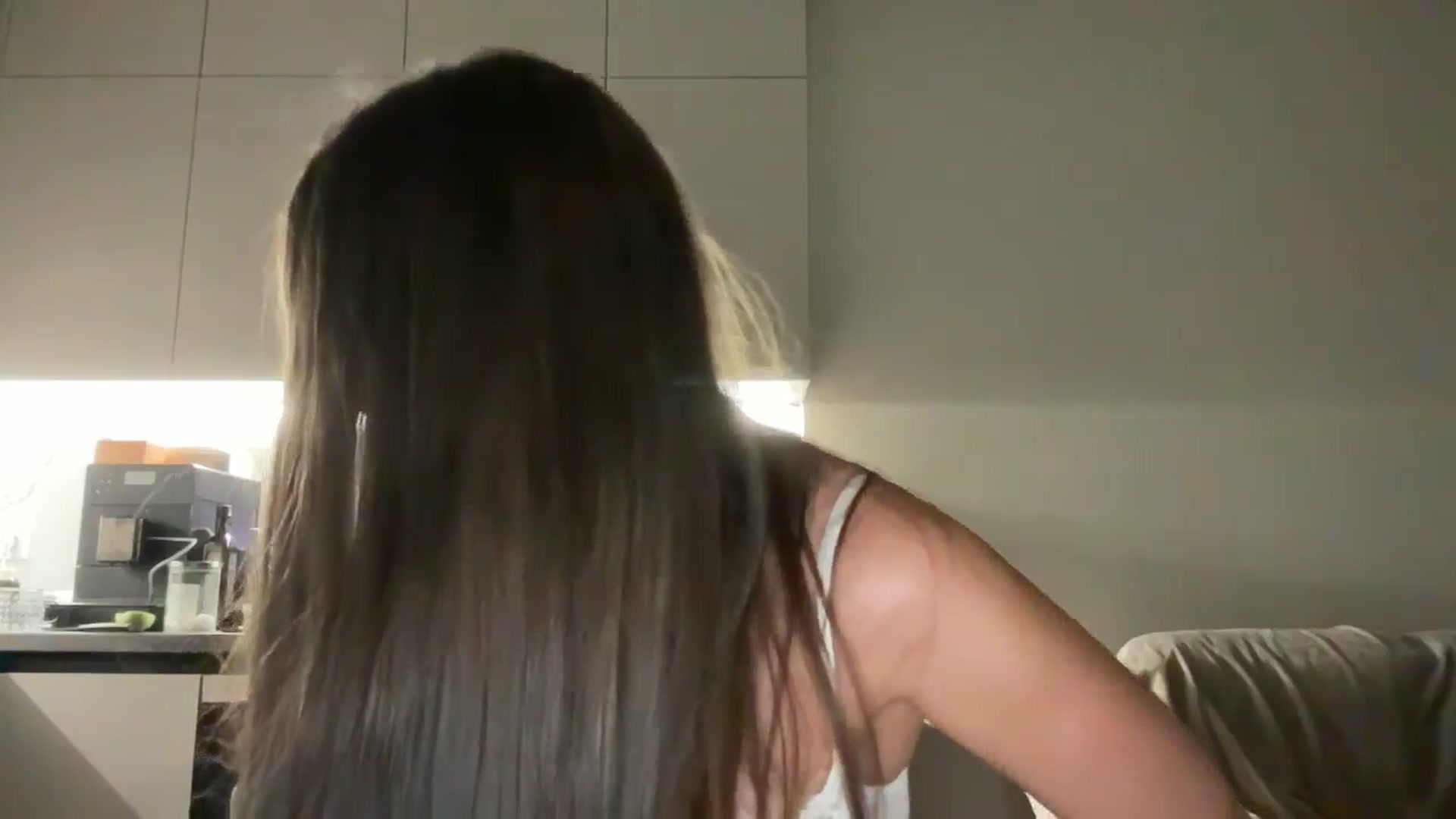 Gallery image thumbnail from kissfreeze's myfreecams stream on, 09/12/2025, 01:29 image 12 of 20