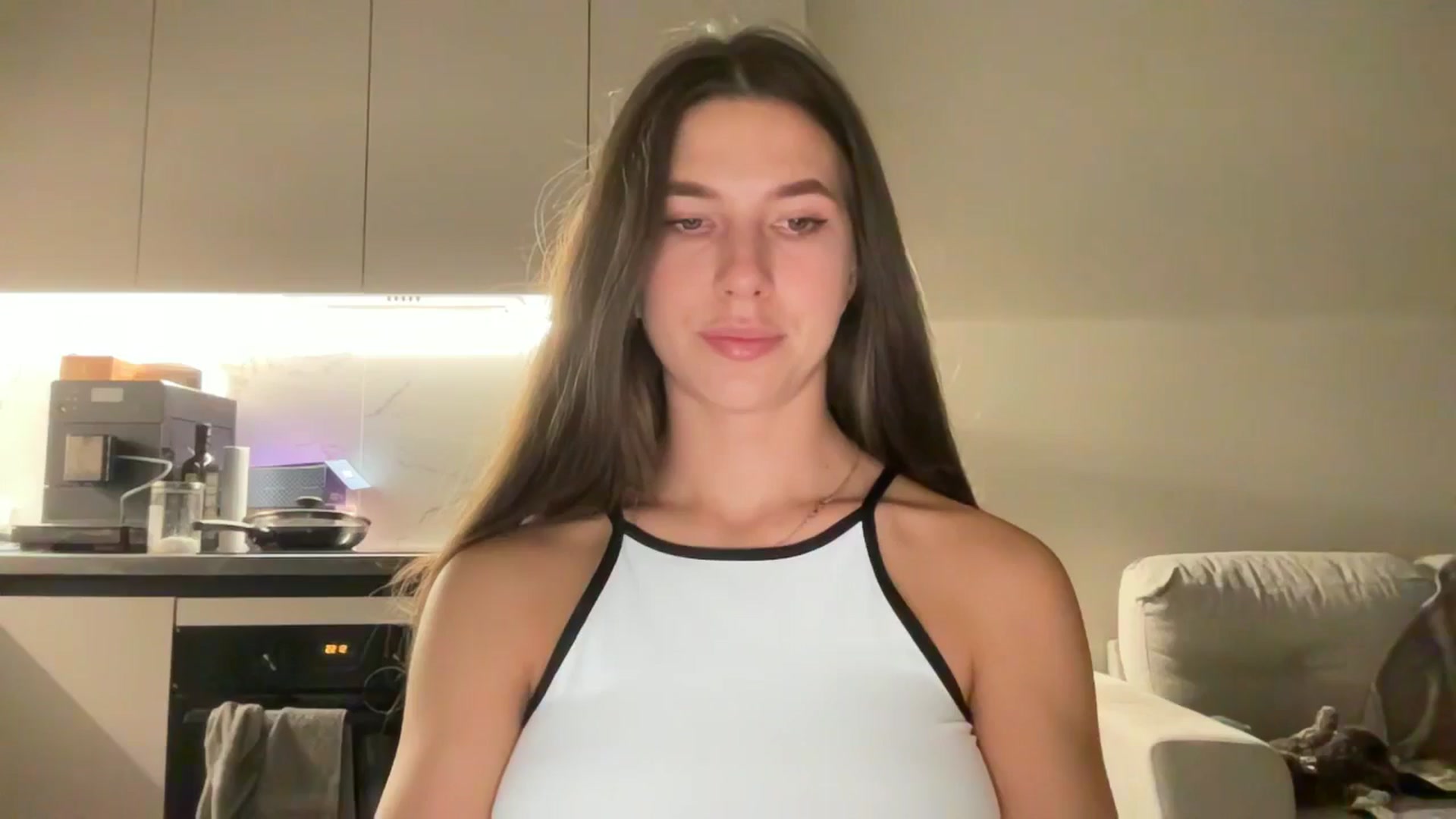 Gallery image thumbnail from kissfreeze's myfreecams stream on, 09/12/2025, 22:23 image 6 of 20