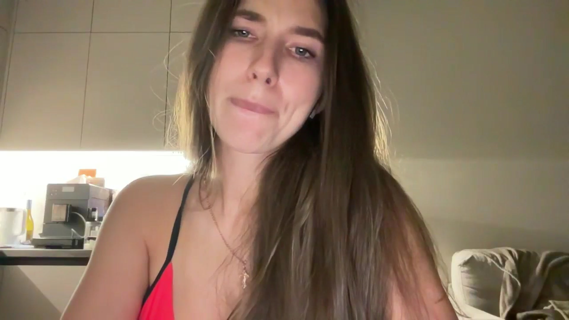 Gallery image thumbnail from kissfreeze's myfreecams stream on, 09/18/2025, 21:08 image 12 of 20