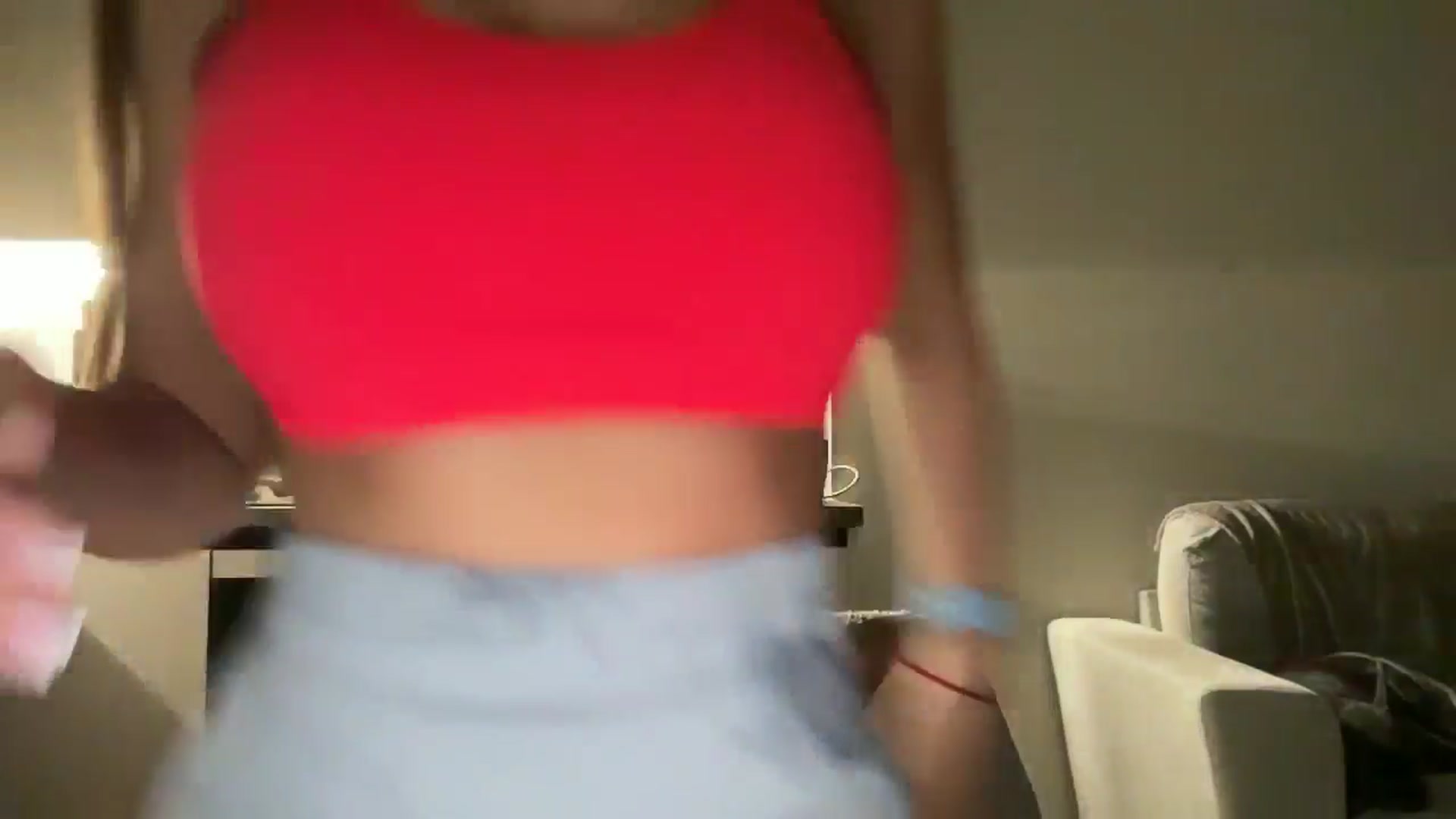 Gallery image thumbnail from kissfreeze's myfreecams stream on, 09/19/2025, 21:20 image 12 of 20