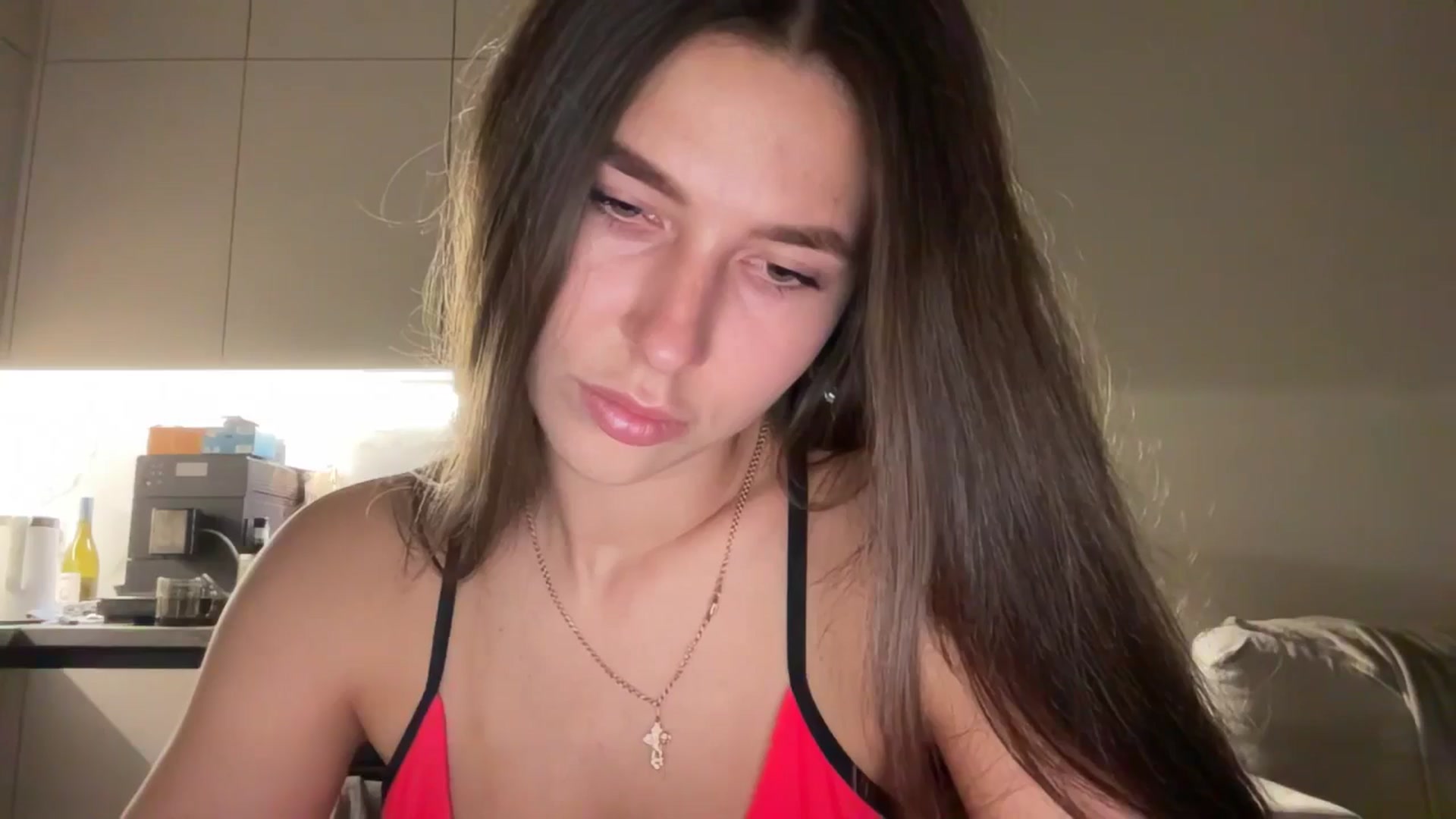 Gallery image thumbnail from kissfreeze's myfreecams stream on, 09/19/2025, 23:22 image 18 of 20