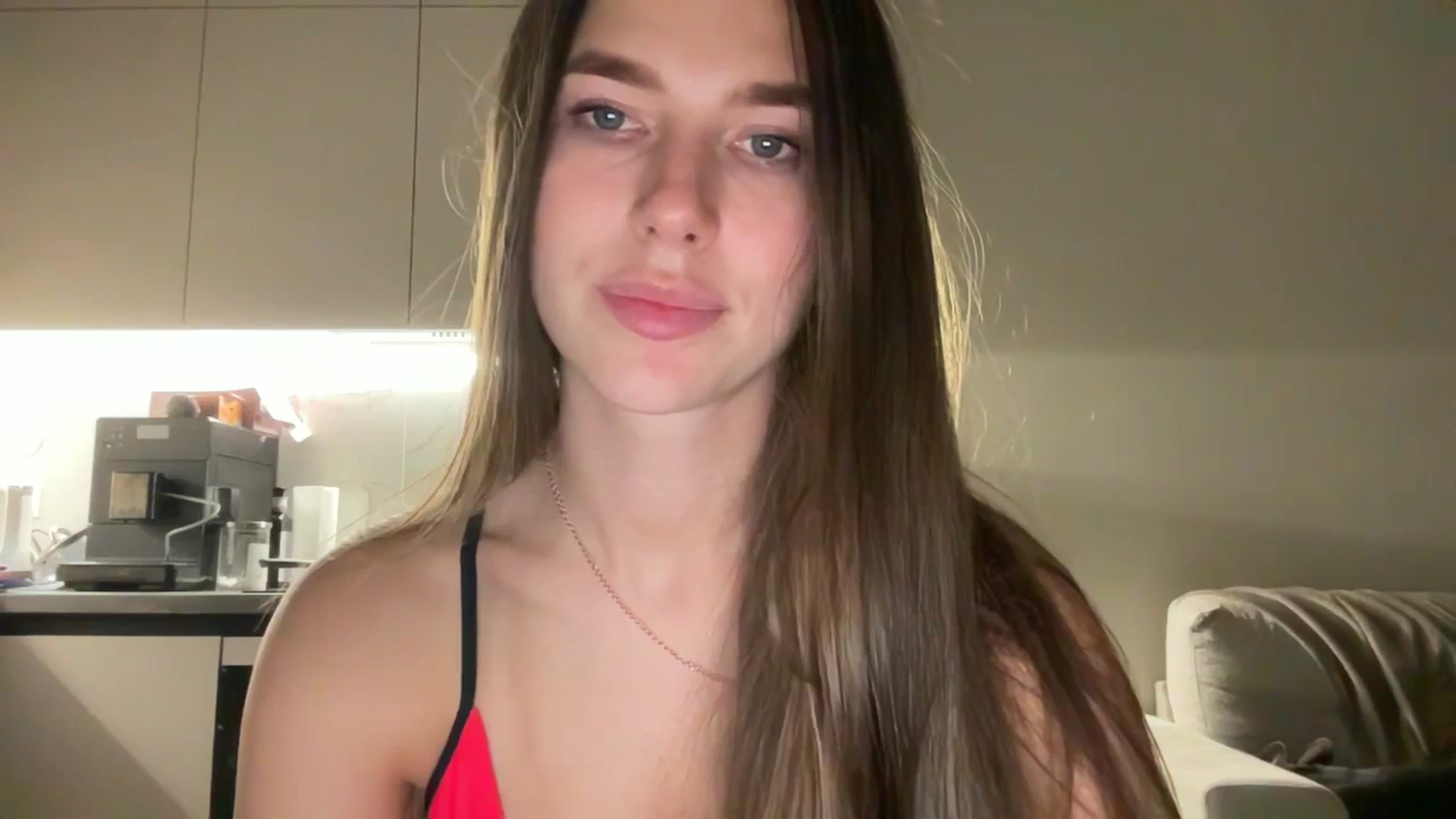 Gallery image thumbnail from kissfreeze's myfreecams stream on, 09/27/2025, 01:04 image 10 of 20