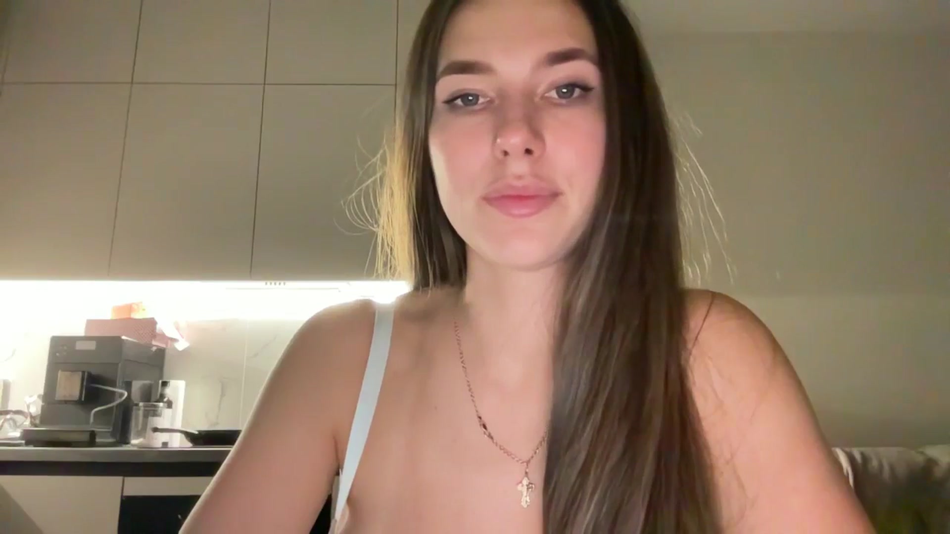 Gallery image thumbnail from kissfreeze's myfreecams stream on, 09/28/2025, 21:26 image 3 of 20