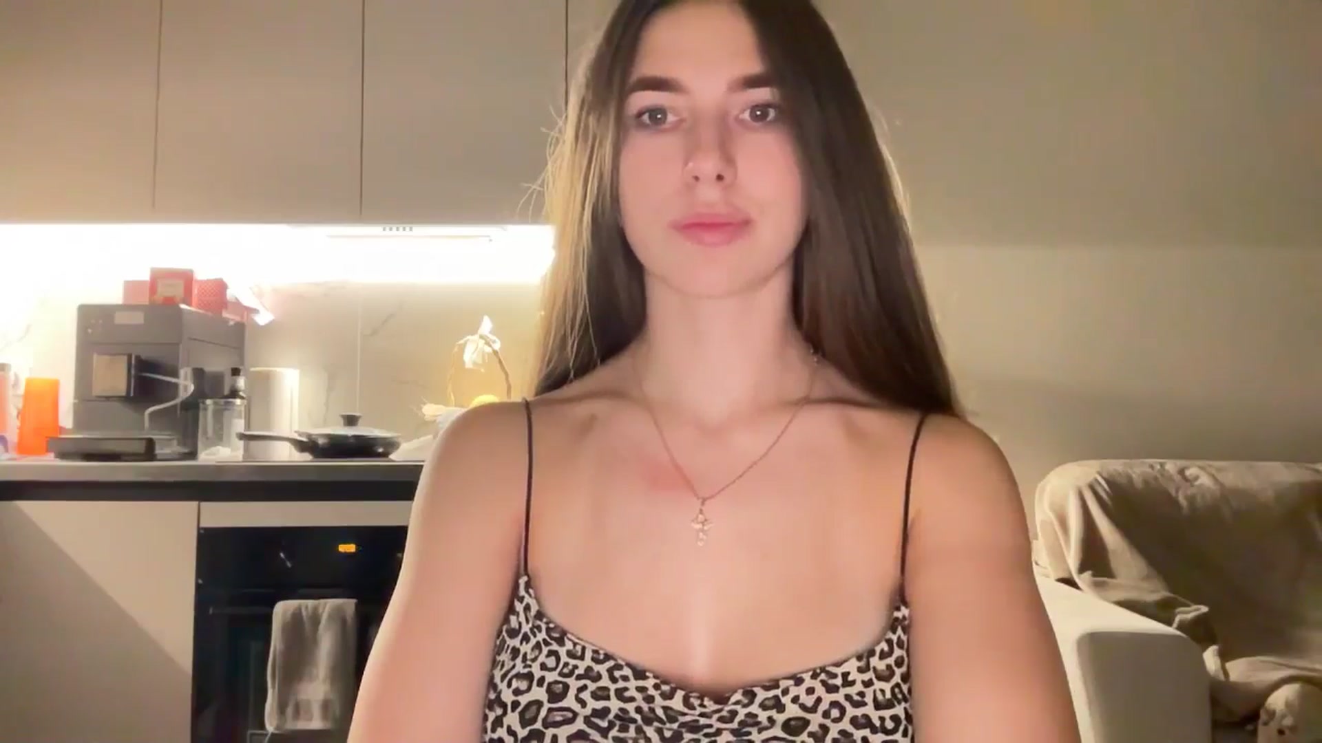Gallery image thumbnail from kissfreeze's myfreecams stream on, 10/10/2025, 22:25 image 15 of 20