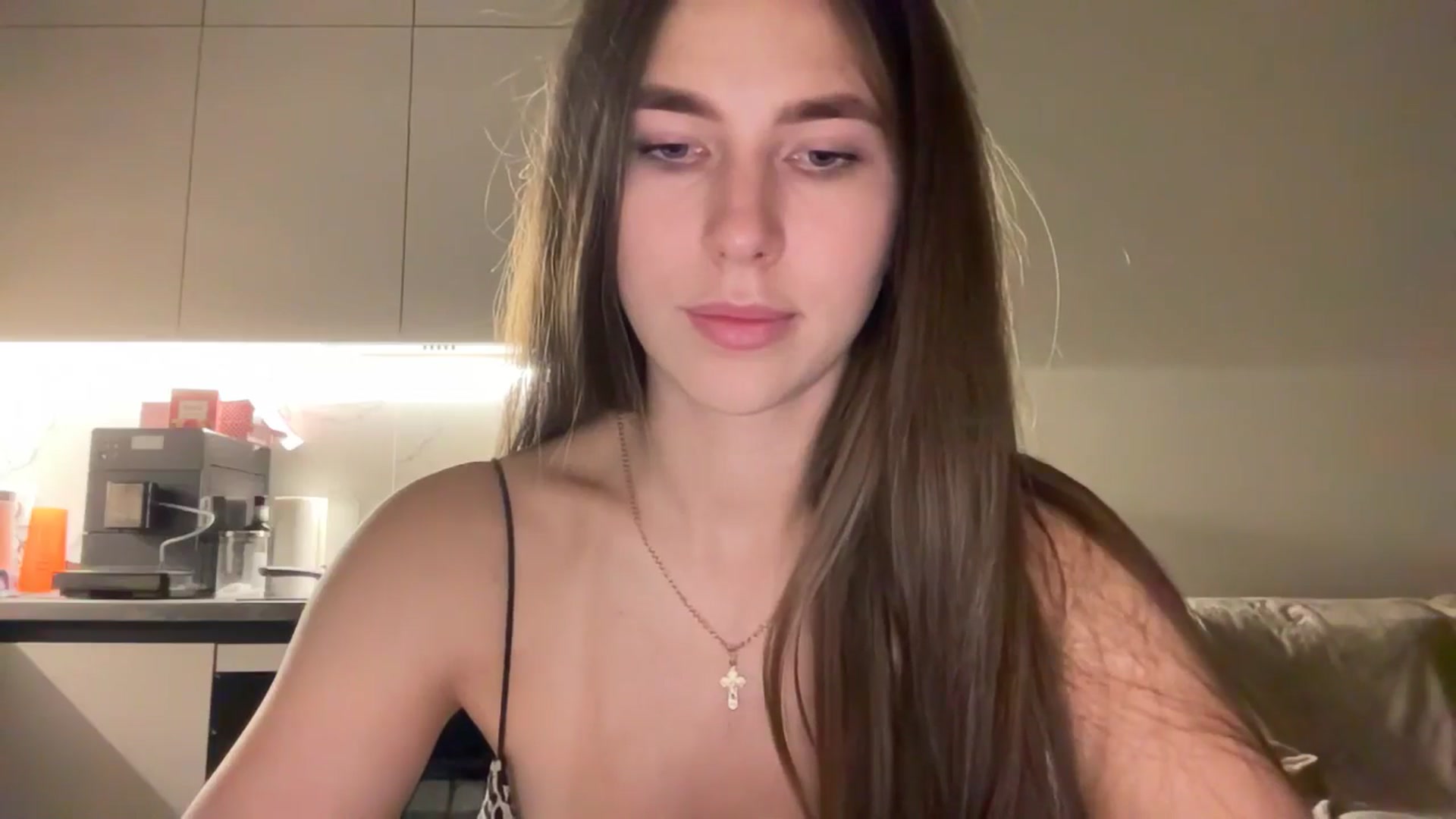Gallery image thumbnail from kissfreeze's myfreecams stream on, 10/10/2025, 22:25 image 3 of 20