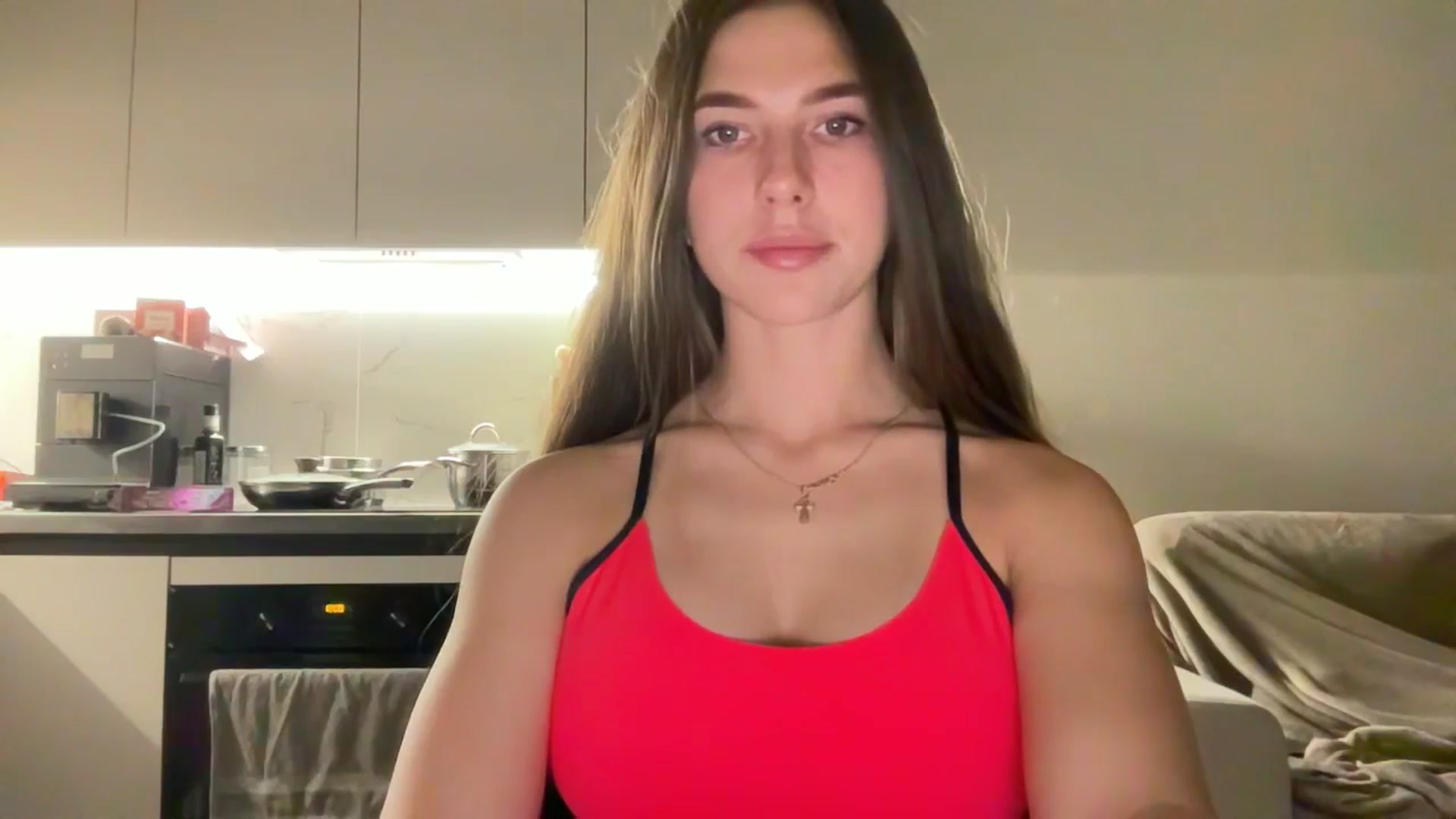 Gallery image thumbnail from kissfreeze's myfreecams stream on, 10/18/2025, 20:53 image 2 of 20