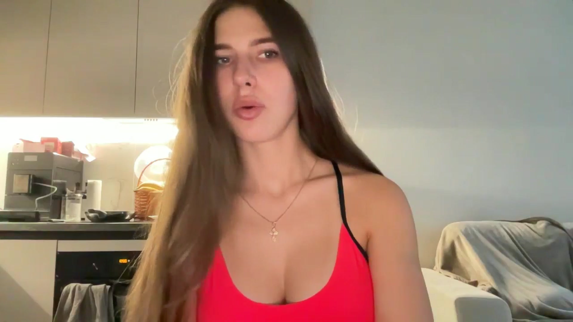 Gallery image thumbnail from kissfreeze's myfreecams stream on, 10/24/2025, 14:01 image 12 of 20