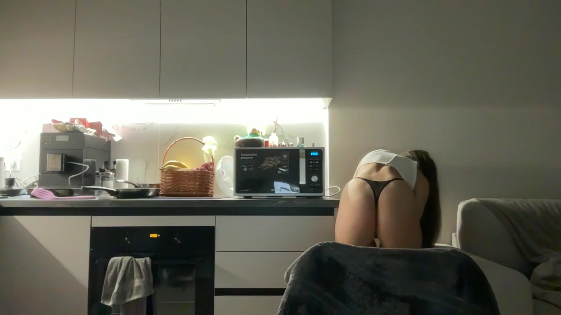 Gallery image thumbnail from kissfreeze's myfreecams stream on, 10/25/2025, 15:00 image 15 of 20