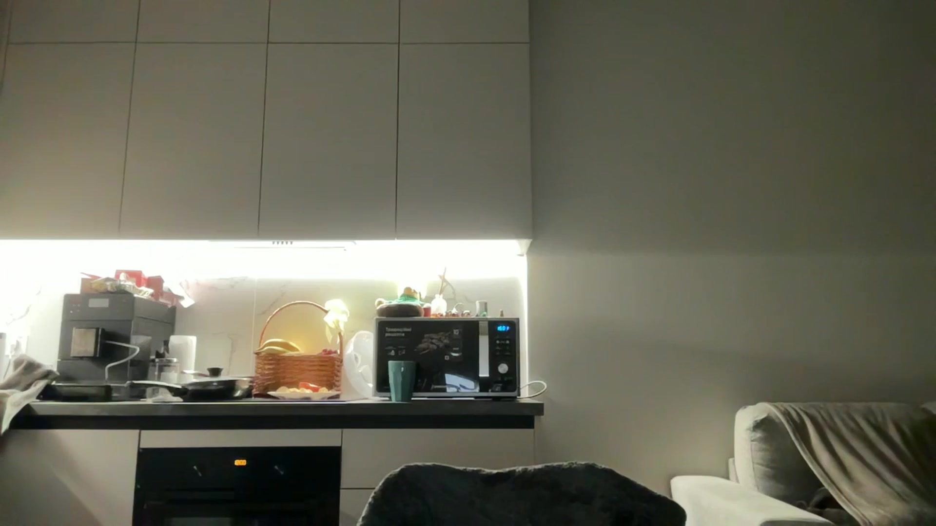 Gallery image thumbnail from kissfreeze's myfreecams stream on, 10/25/2025, 23:56 image 6 of 20