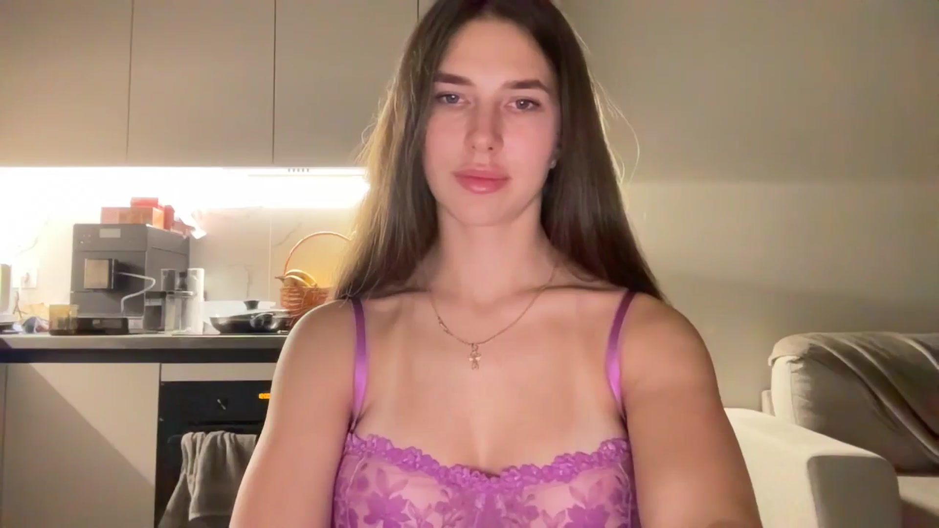 Gallery image thumbnail from kissfreeze's myfreecams stream on, 10/30/2025, 22:53 image 12 of 20