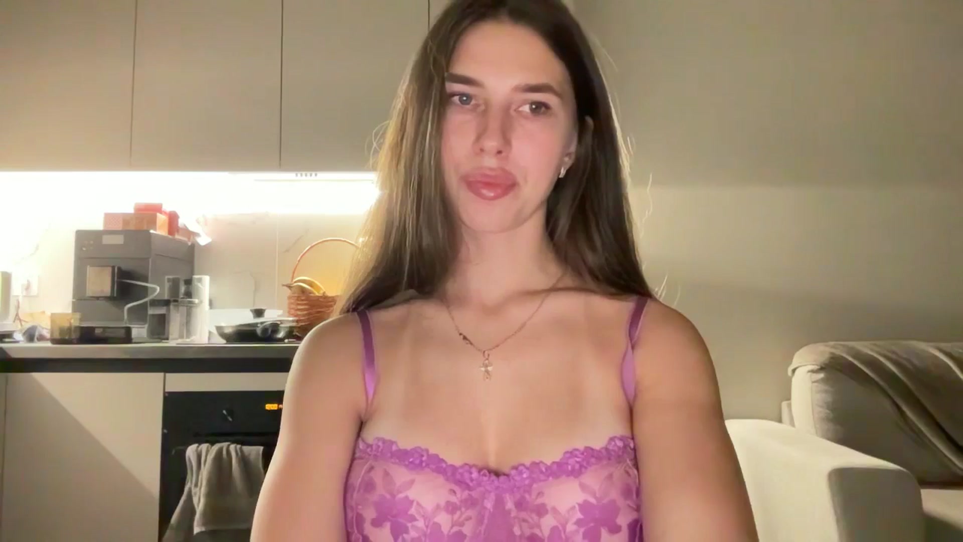 Gallery image thumbnail from kissfreeze's myfreecams stream on, 10/30/2025, 22:53 image 15 of 20
