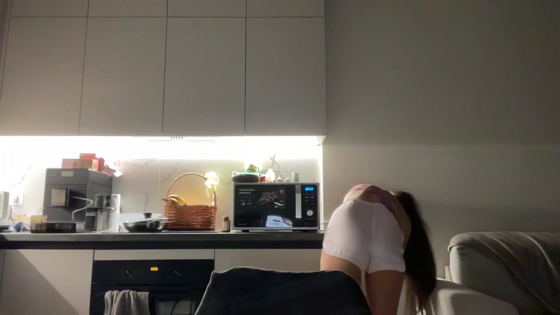 Gallery image thumbnail from kissfreeze's myfreecams stream on, 10/30/2025, 23:32 image 15 of 20