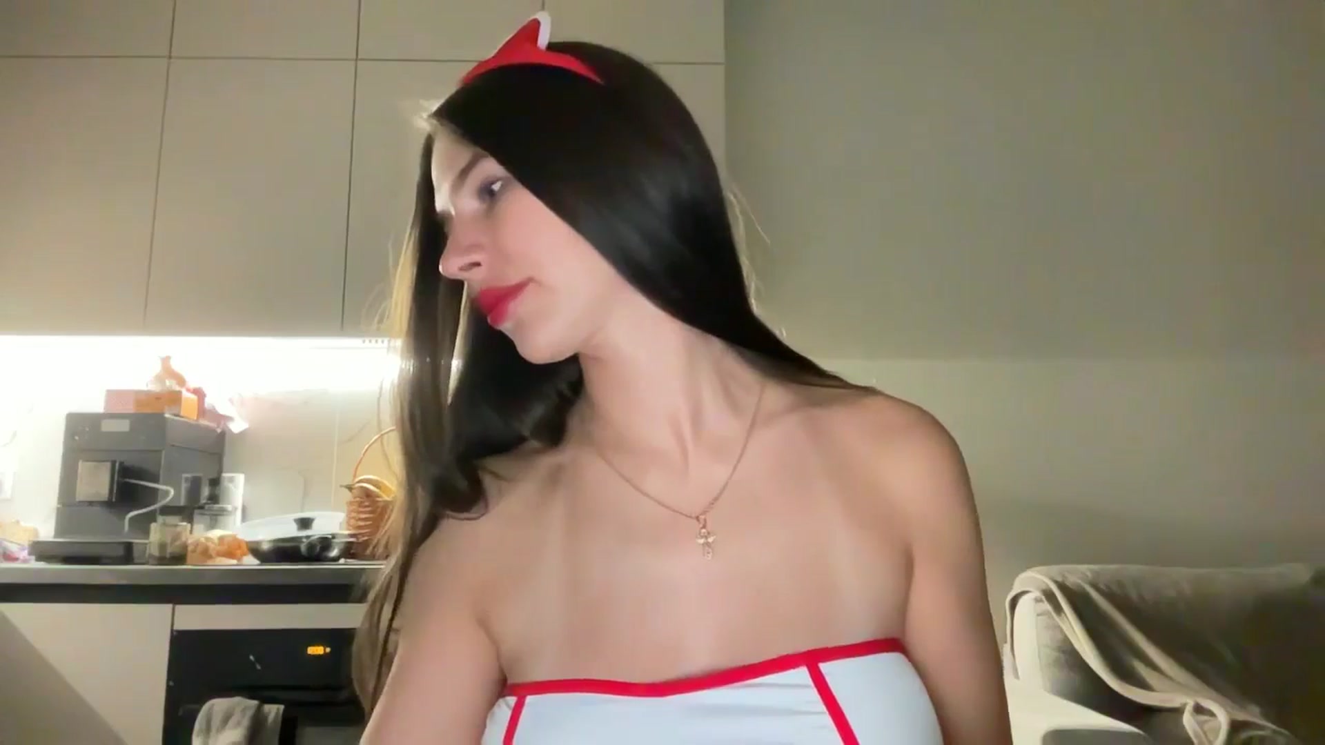 Gallery image thumbnail from kissfreeze's myfreecams stream on, 11/01/2025, 24:04 image 3 of 20