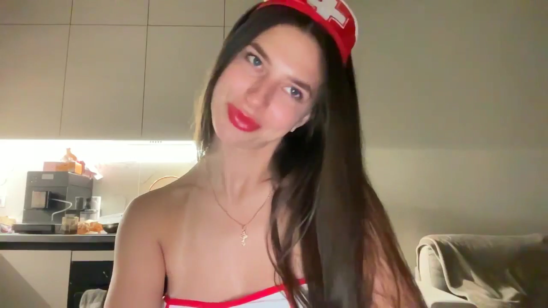 Gallery image thumbnail from kissfreeze's myfreecams stream on, 11/01/2025, 24:04 image 4 of 20