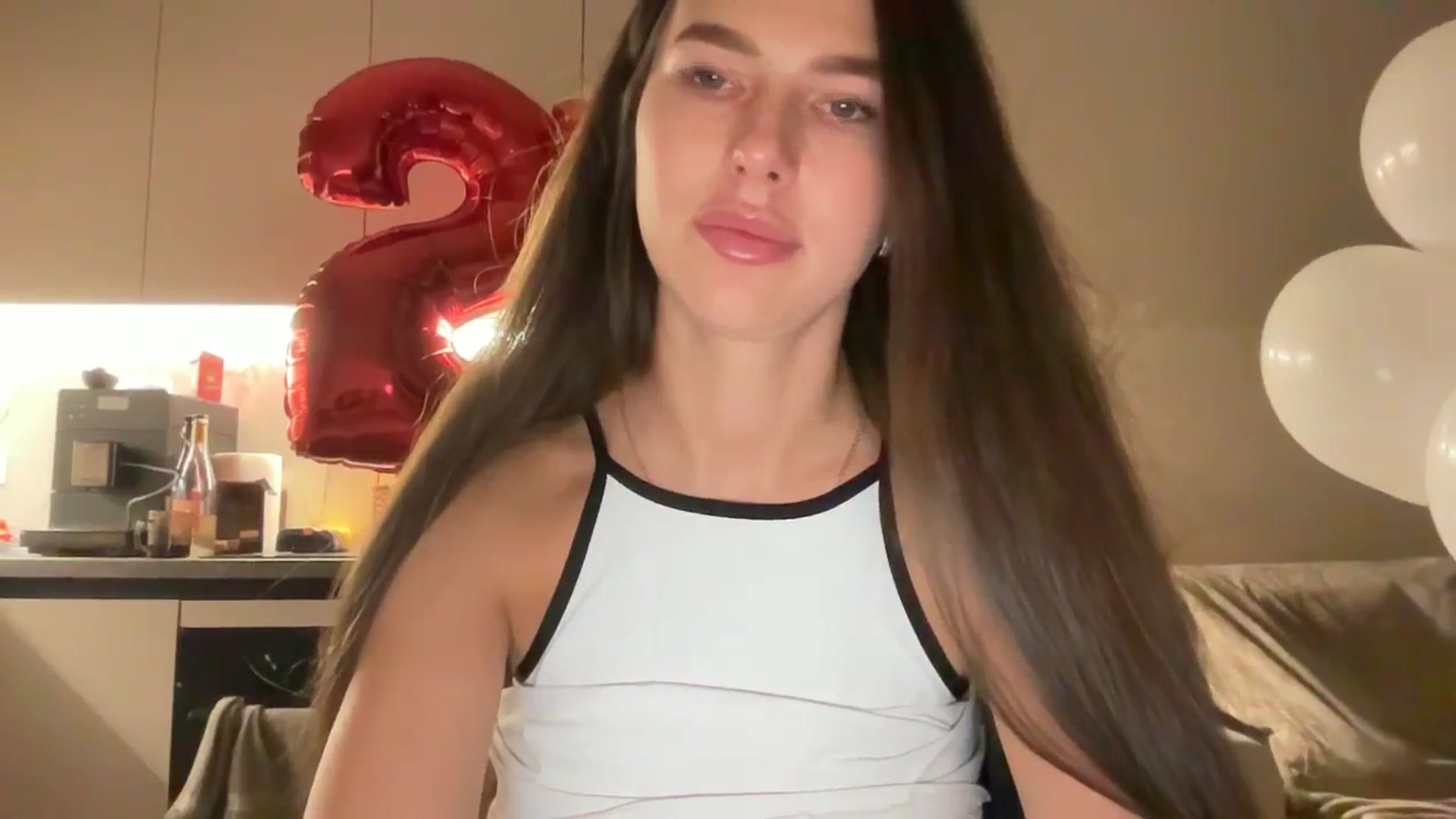 Gallery image thumbnail from kissfreeze's myfreecams stream on, 11/07/2025, 15:27 image 11 of 20