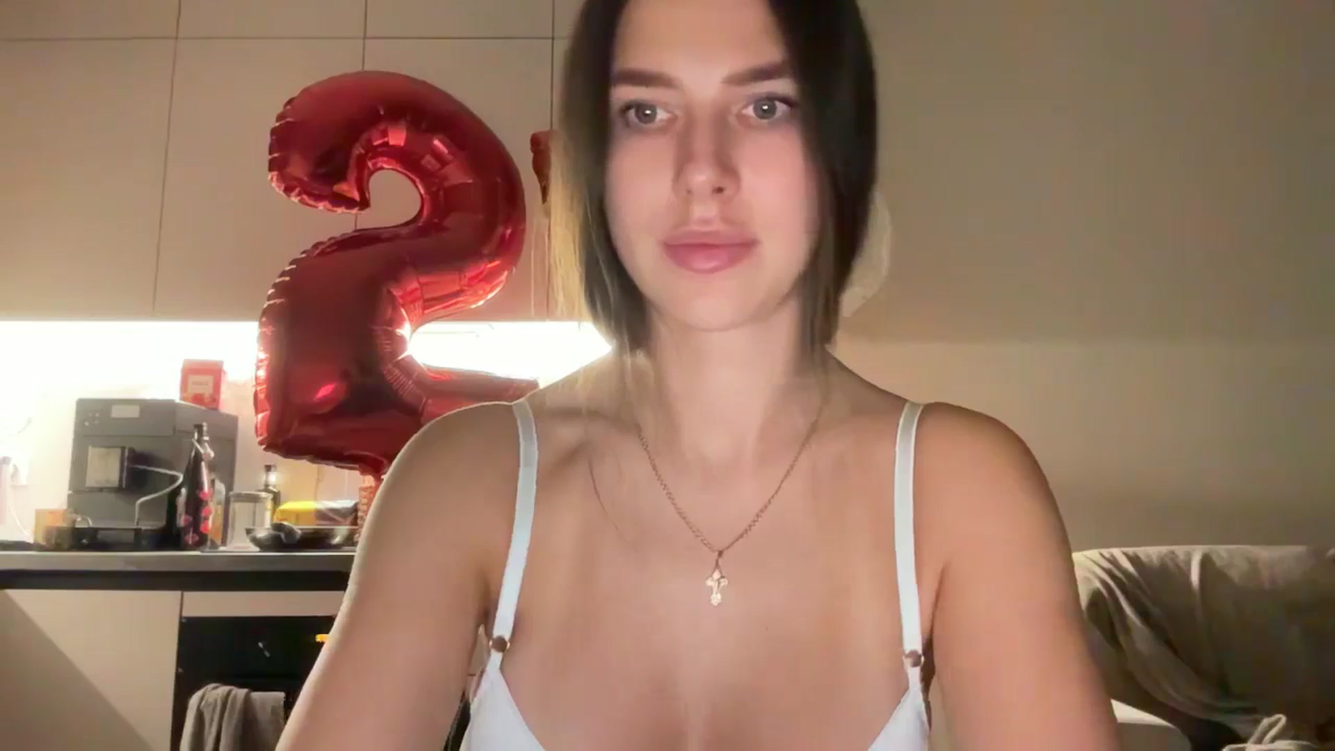Gallery image thumbnail from kissfreeze's myfreecams stream on, 11/09/2025, 23:10 image 4 of 20