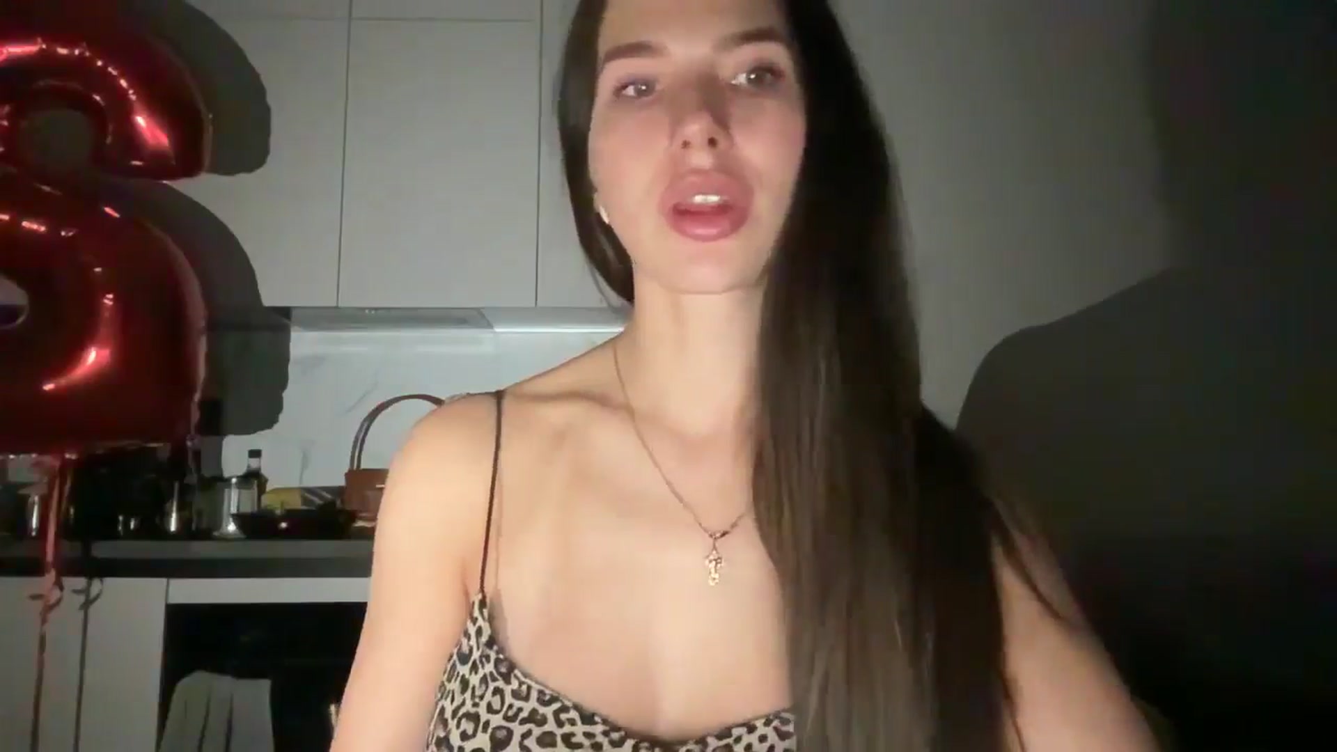 Gallery image thumbnail from kissfreeze's myfreecams stream on, 11/10/2025, 23:53 image 3 of 20