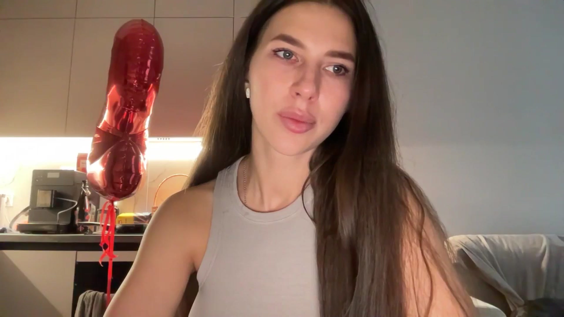 Gallery image thumbnail from kissfreeze's myfreecams stream on, 11/11/2025, 14:24 image 3 of 20