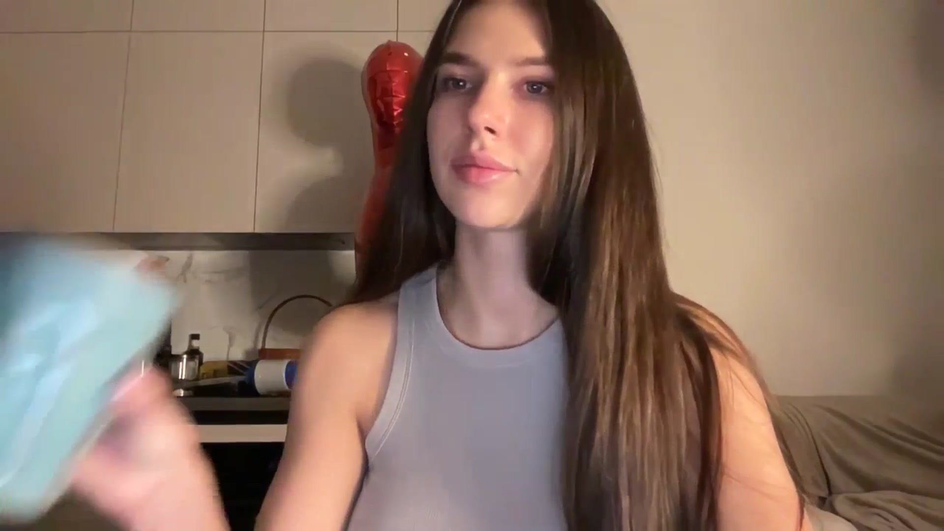 Gallery image thumbnail from kissfreeze's myfreecams stream on, 11/12/2025, 16:28 image 3 of 20