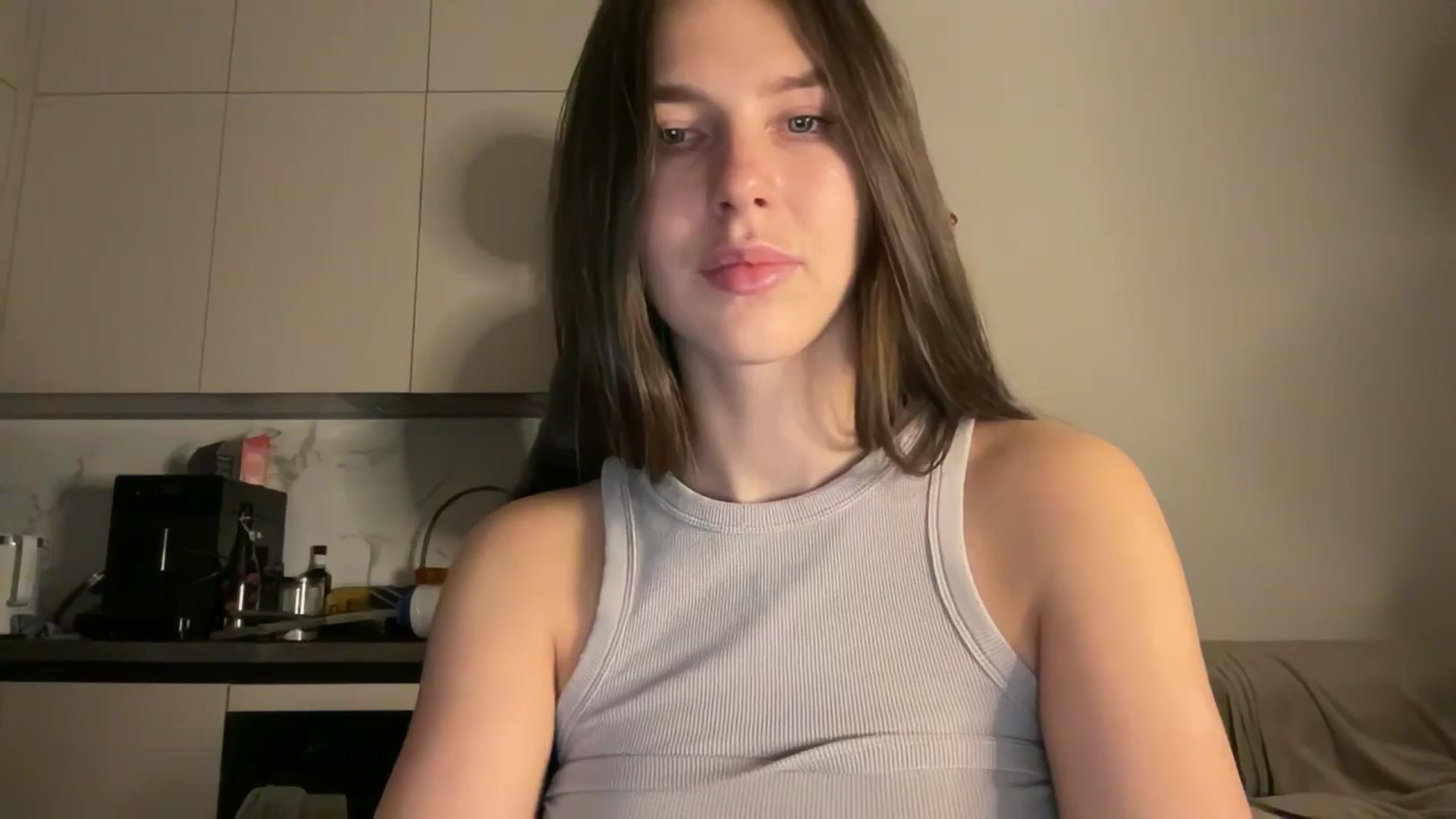 Gallery image thumbnail from kissfreeze's myfreecams stream on, 11/12/2025, 16:28 image 17 of 20